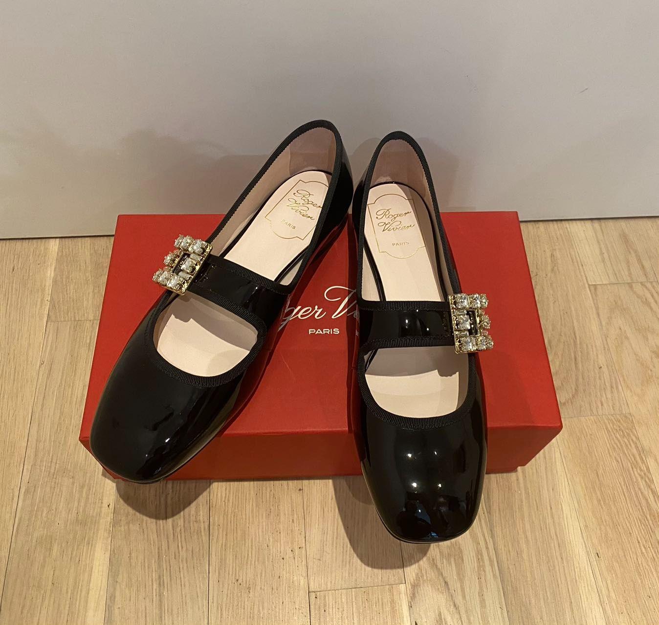Roger Vivier Tres Vivier Strass Patent Leather Ballerina Flats
