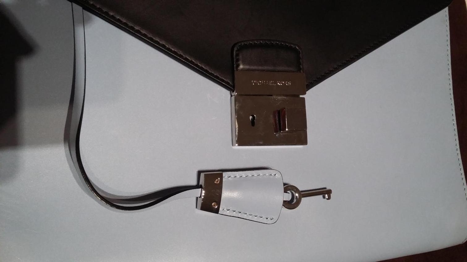 Michael Kors Clutch