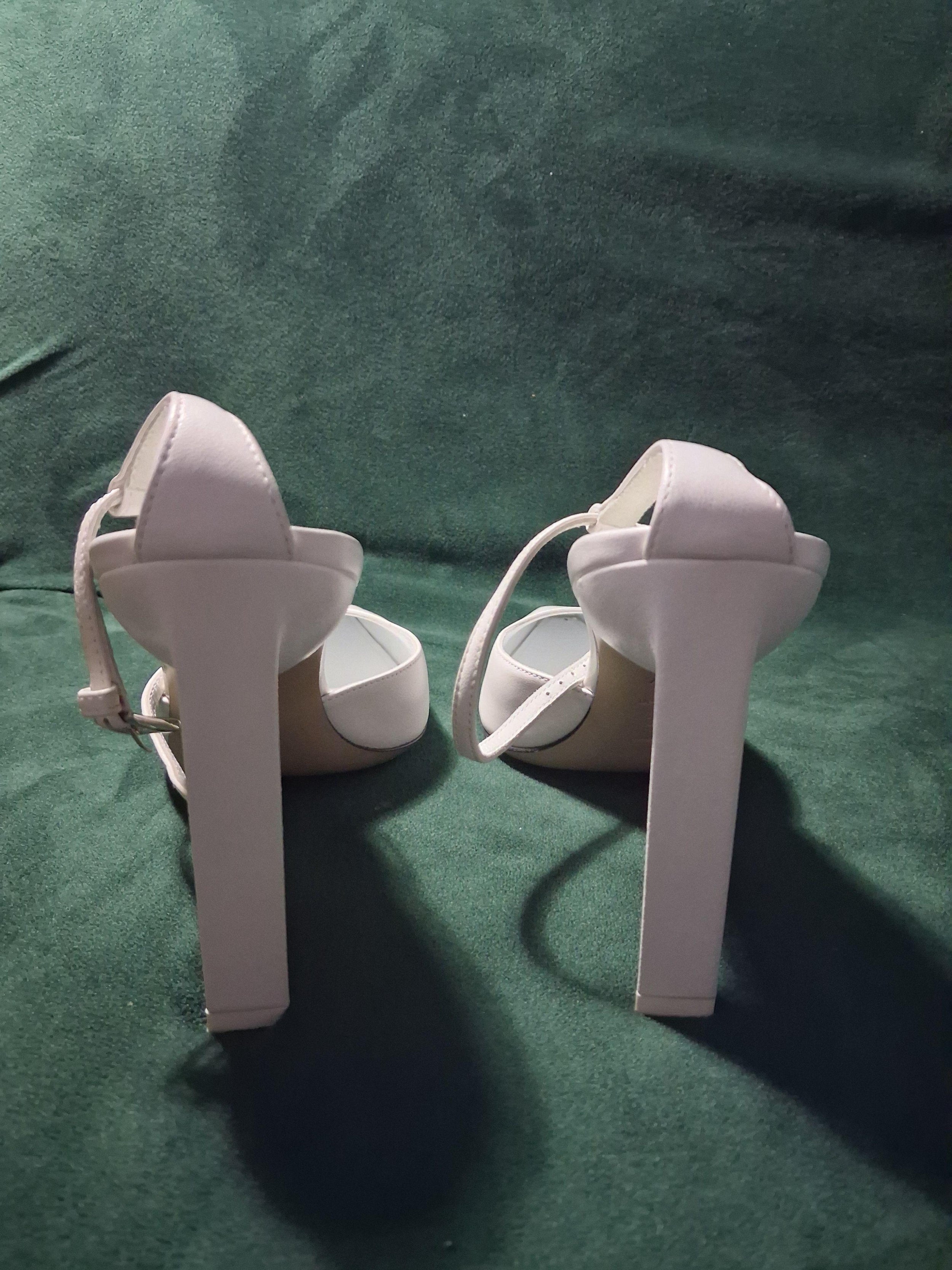 The Attico White Leather Amber Sandals