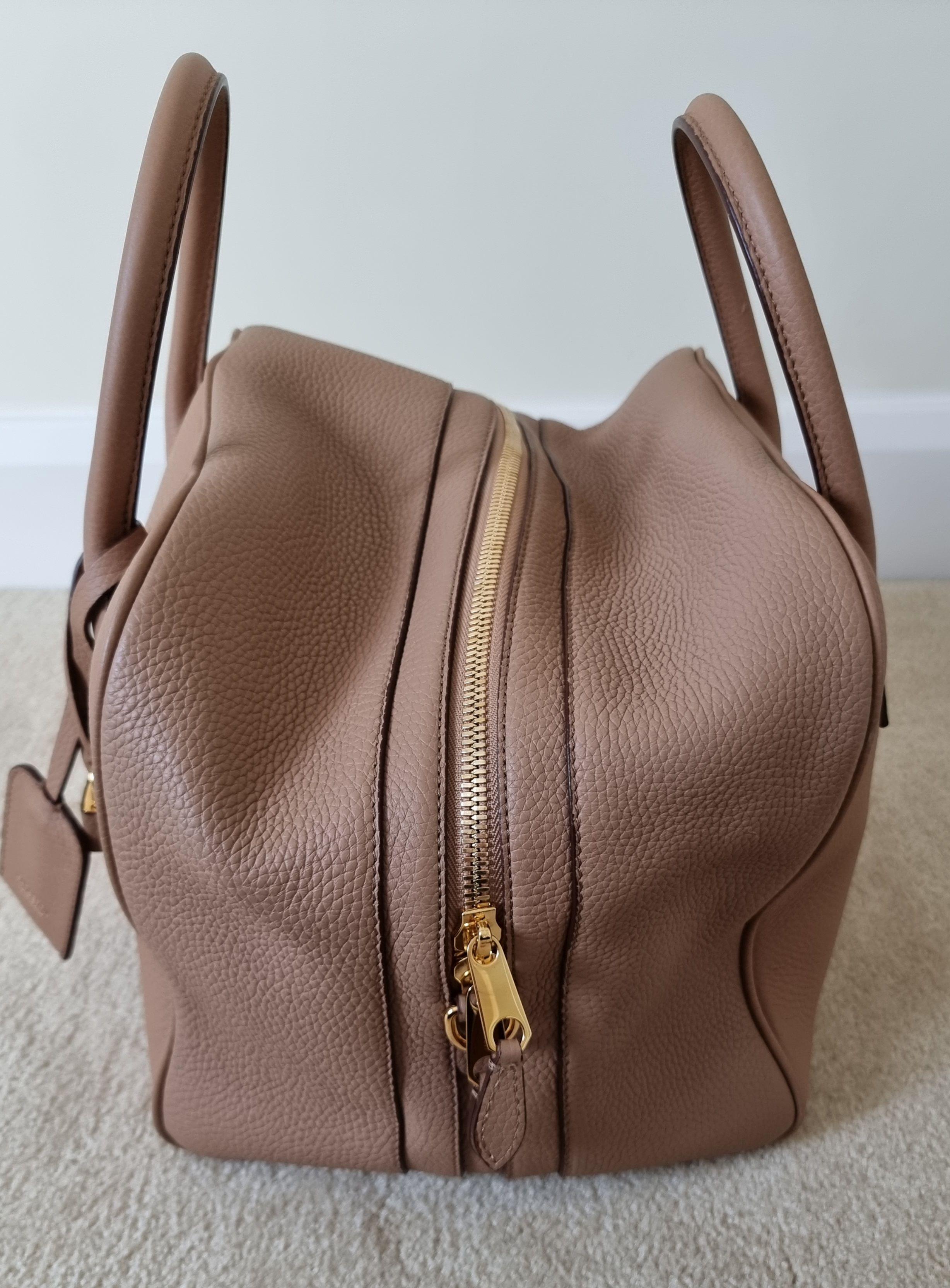 Medium Cube Bag - Biscuit