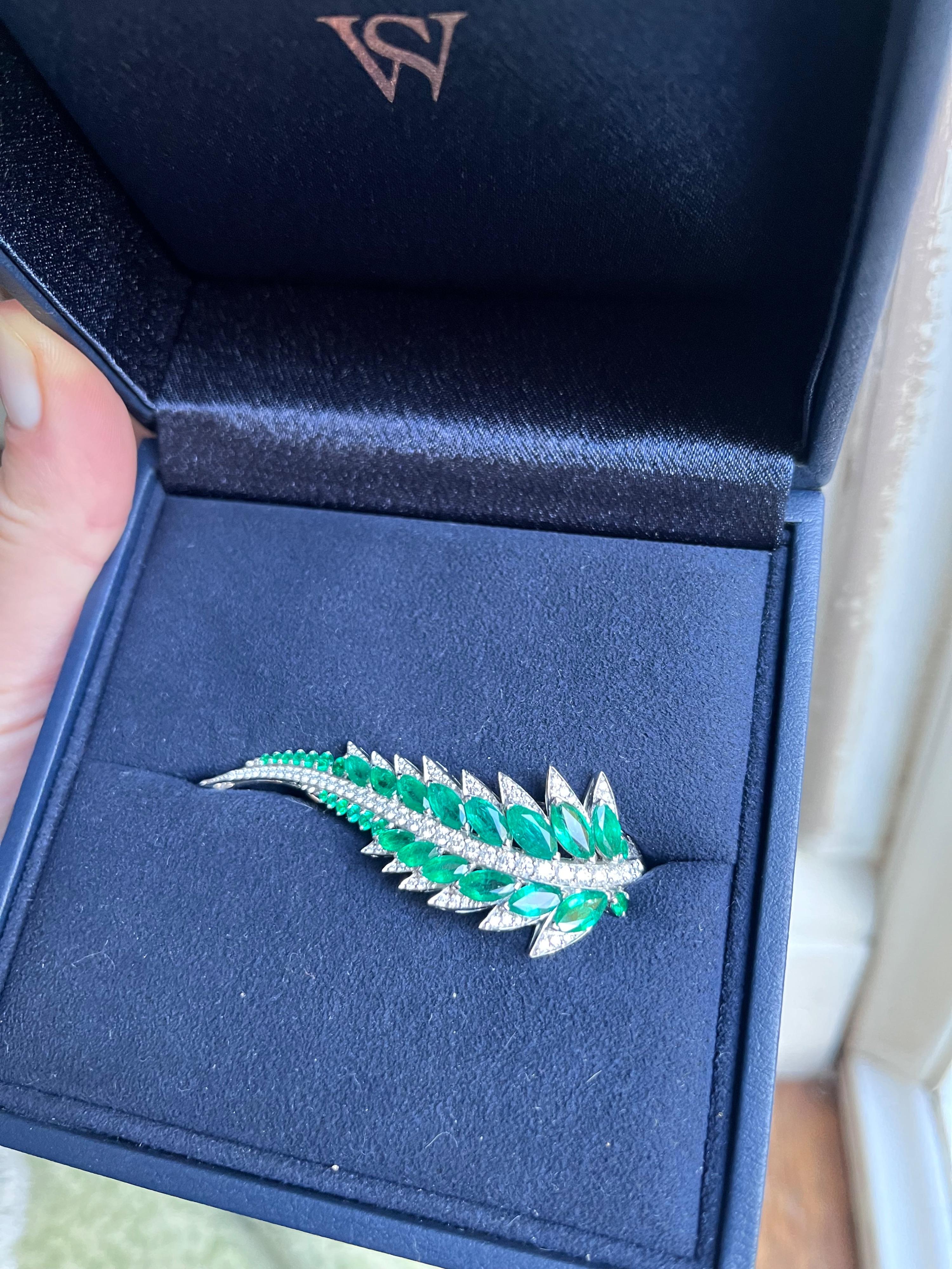 Stephen Webster Emerald Plumage Side Sweep Ring