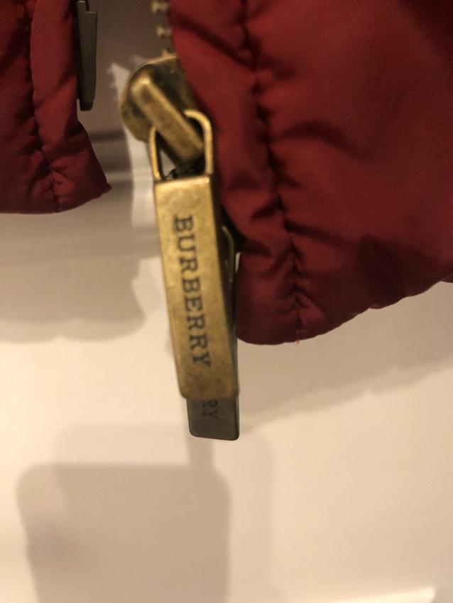 Burberry burgundy lightweight puffer gilet