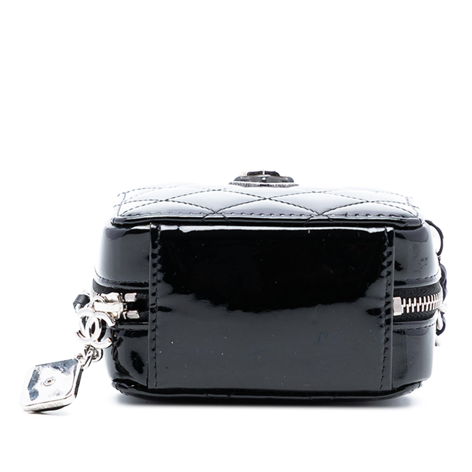 Chanel Black Quilted Patent Diamond Resin Clutch With Chain