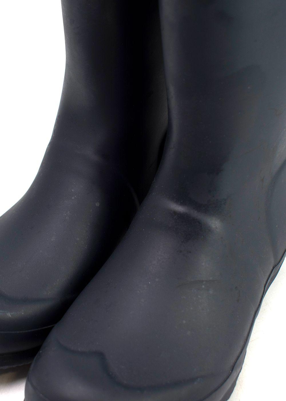 Kids Size 33 Carbon Wellington Boots