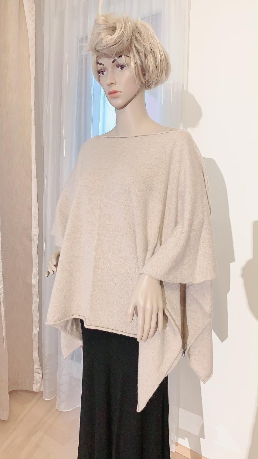 Madeleine Thompson Beige Cashmere Cape