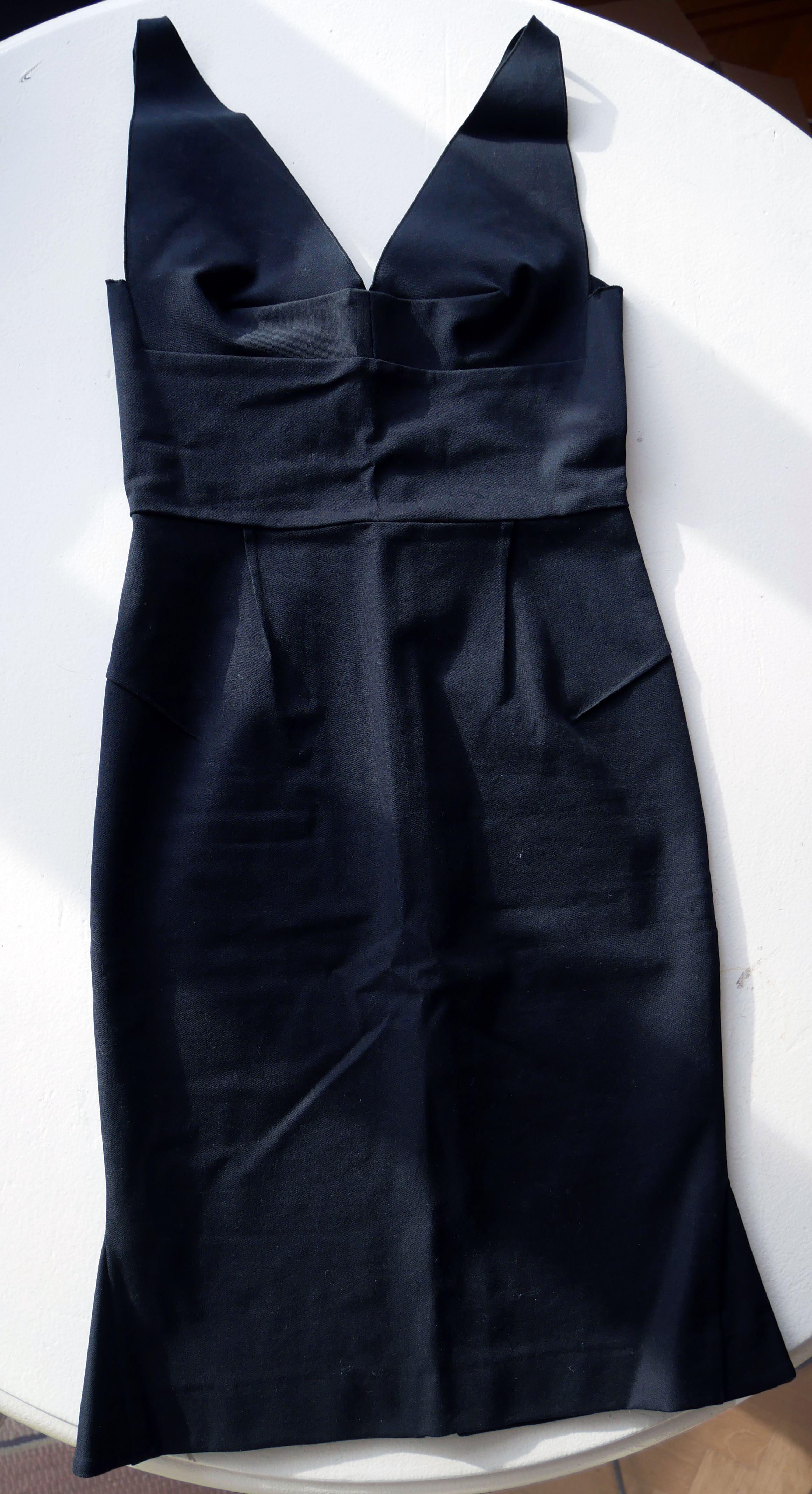 Jasper sleeveless black v-neck stretch twill dress