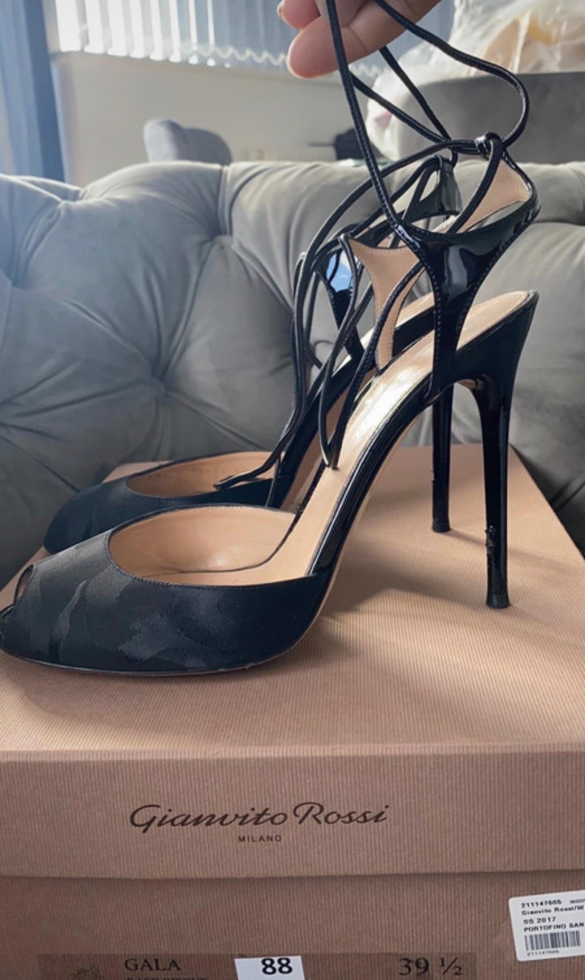 Gianvito Rossi Black Portofino Sandals