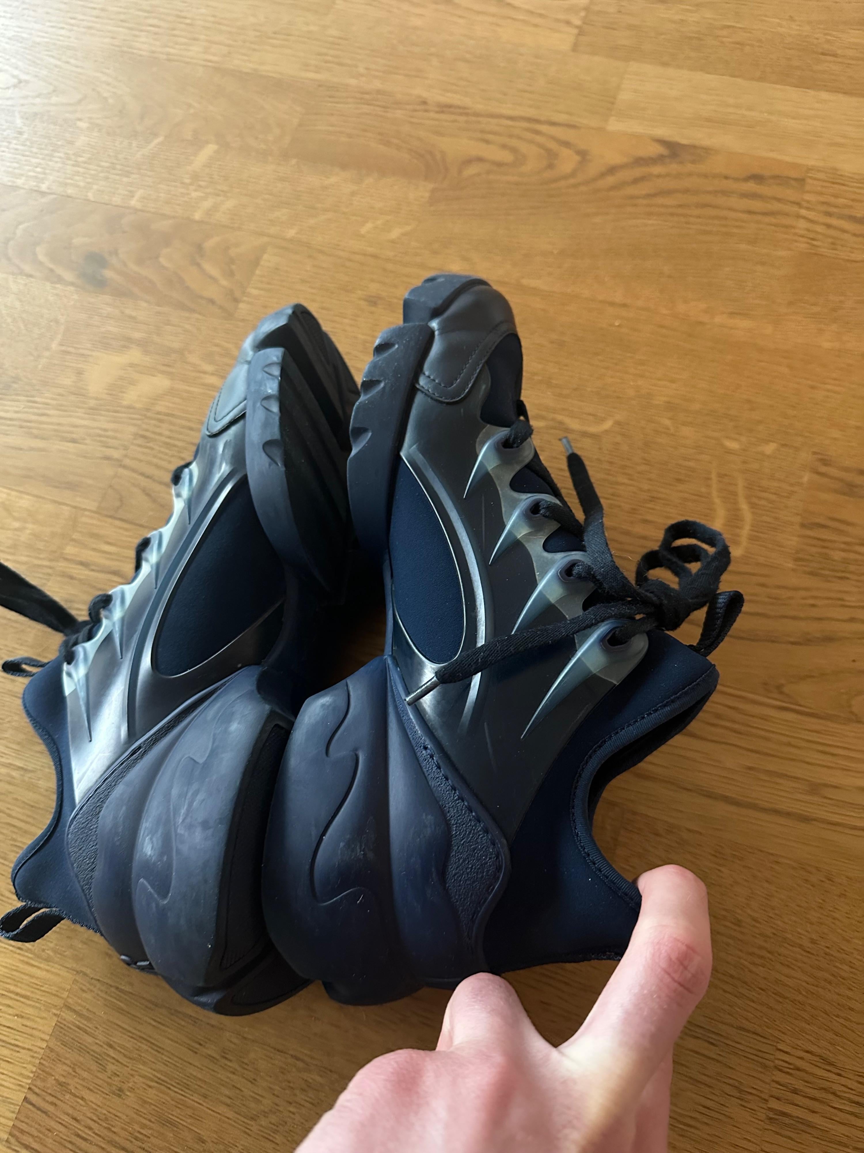 Dior Navy D-Connect Sneakers