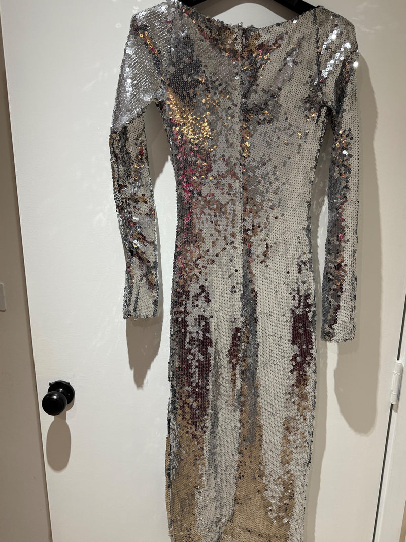 16Arlington Silver Sequin Solare Gown