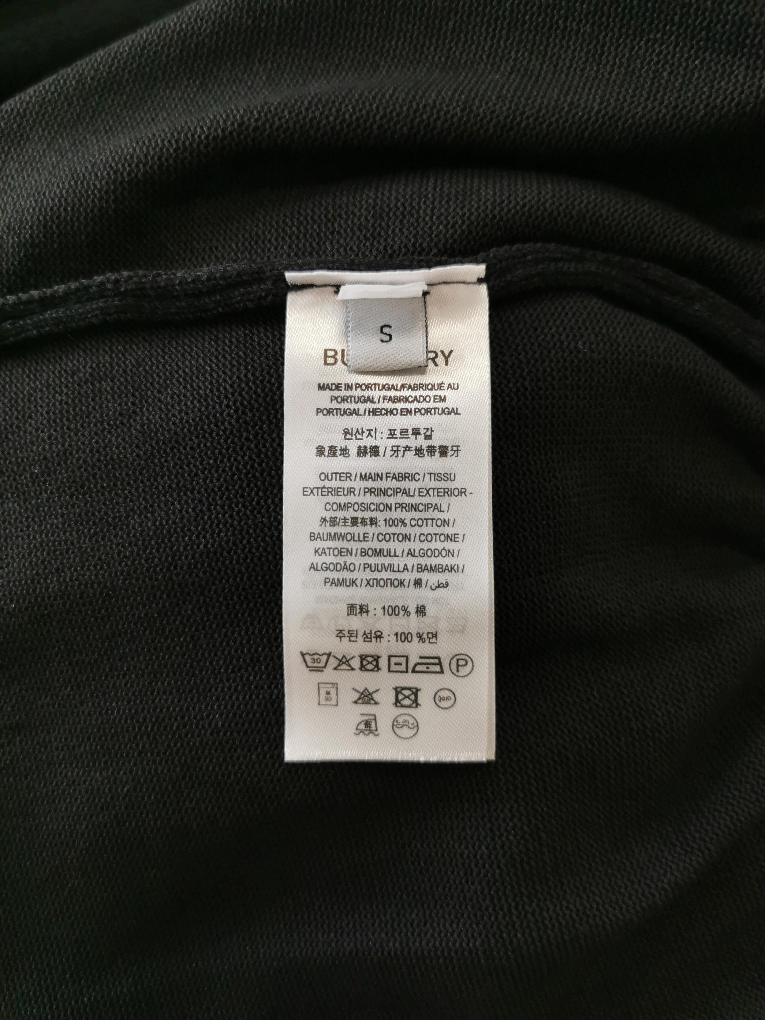 Burberry Black and Red Fine Knit Jumper