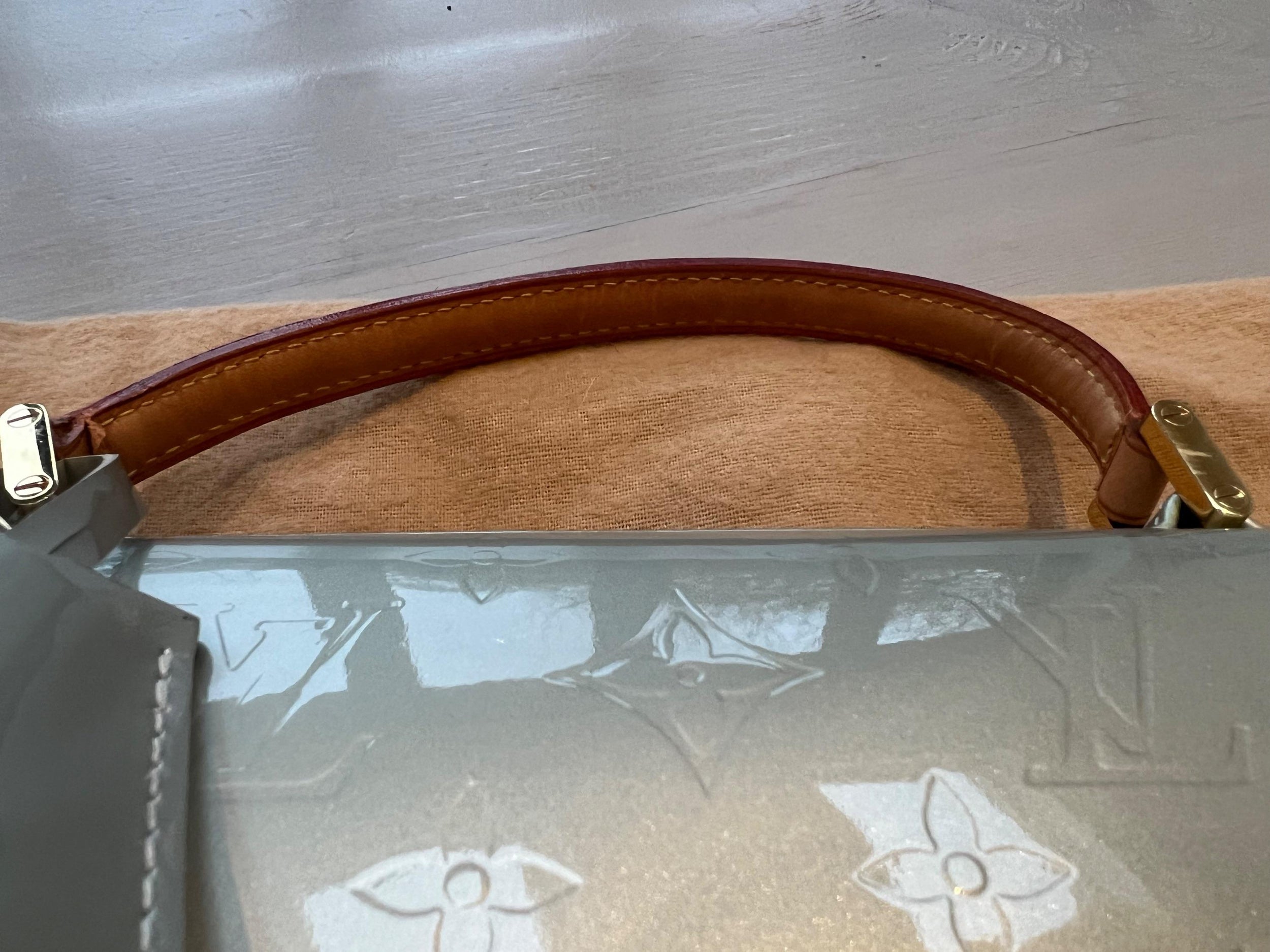 Louis Vuitton Silver Vernis Spring Street Top Handle Bag
