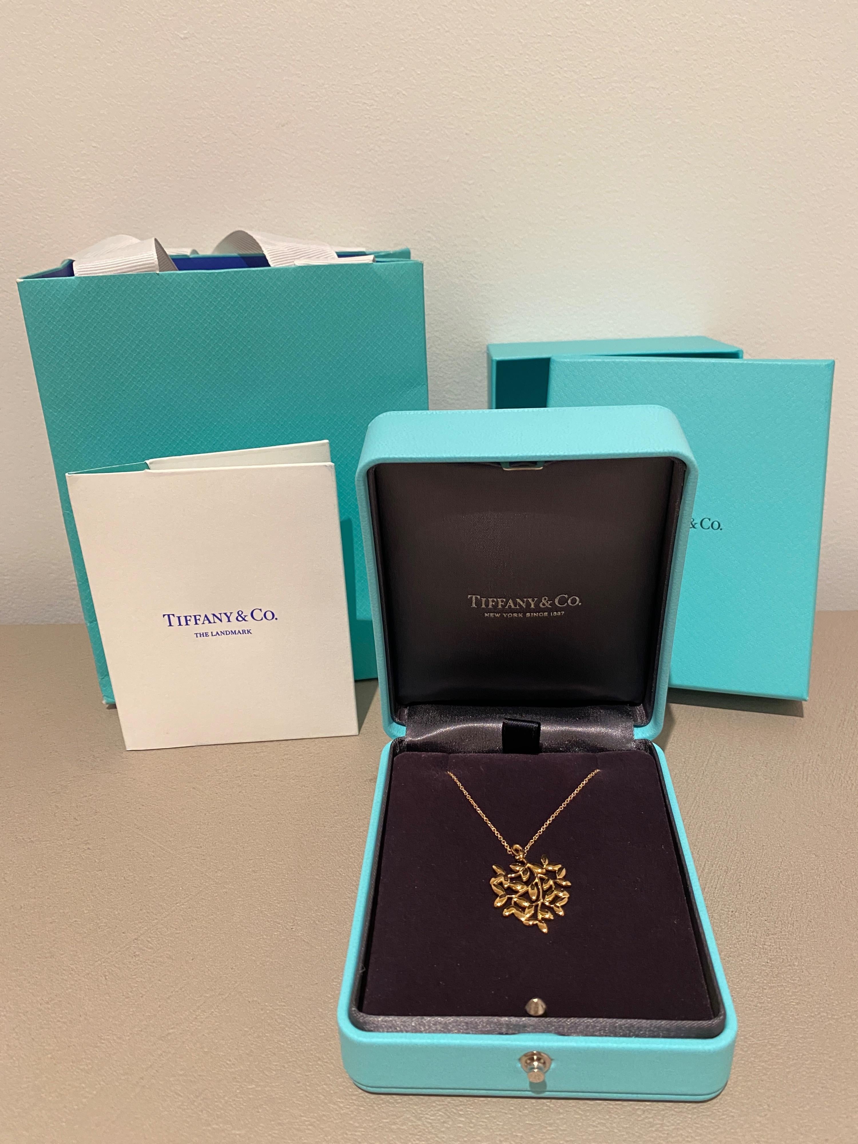 Tiffany  Paloma Picasso Olive Leaf Pendant