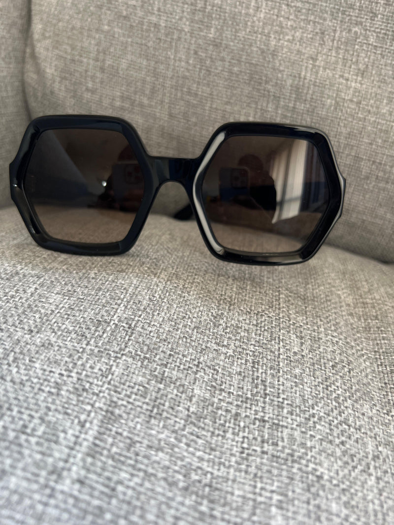 40131I Black Sunglasses