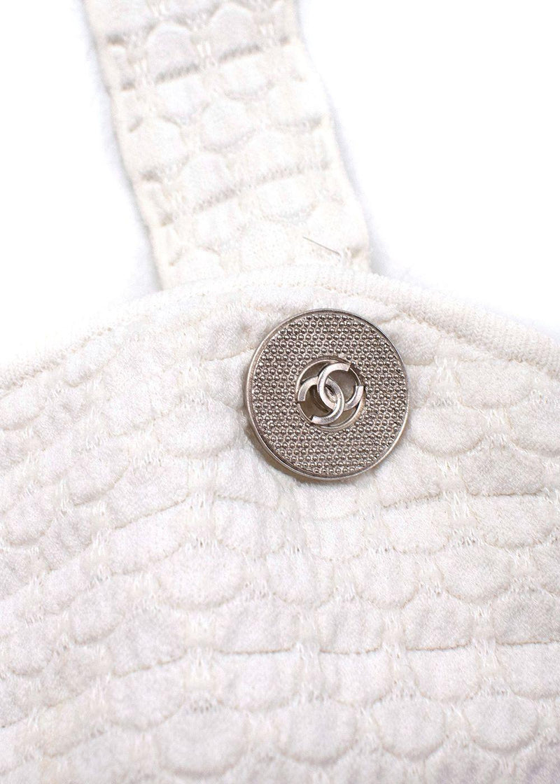 White Sleeveless Knitted Dress