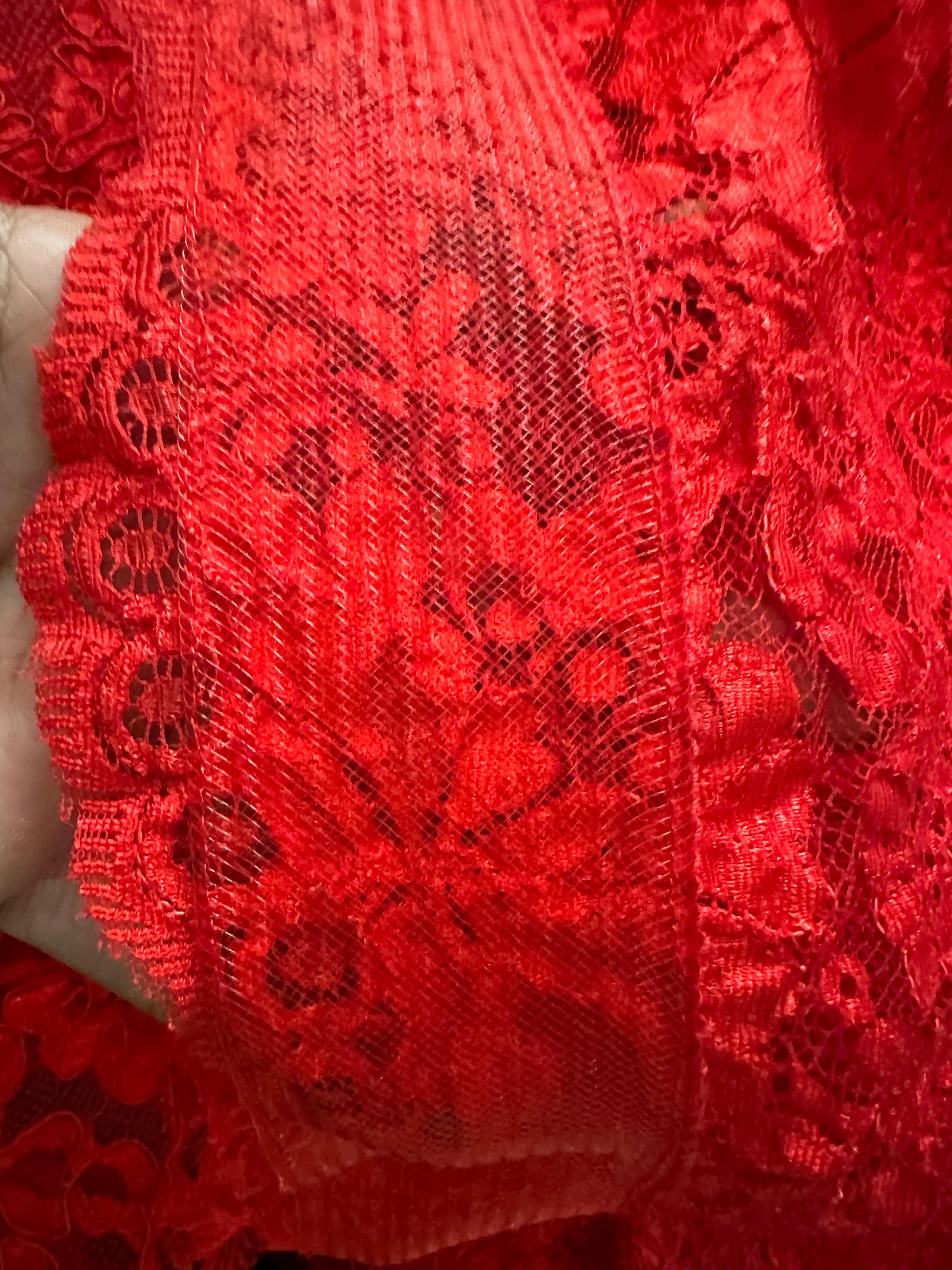 Reem Acra Red Lace Halter-neck Top with Train