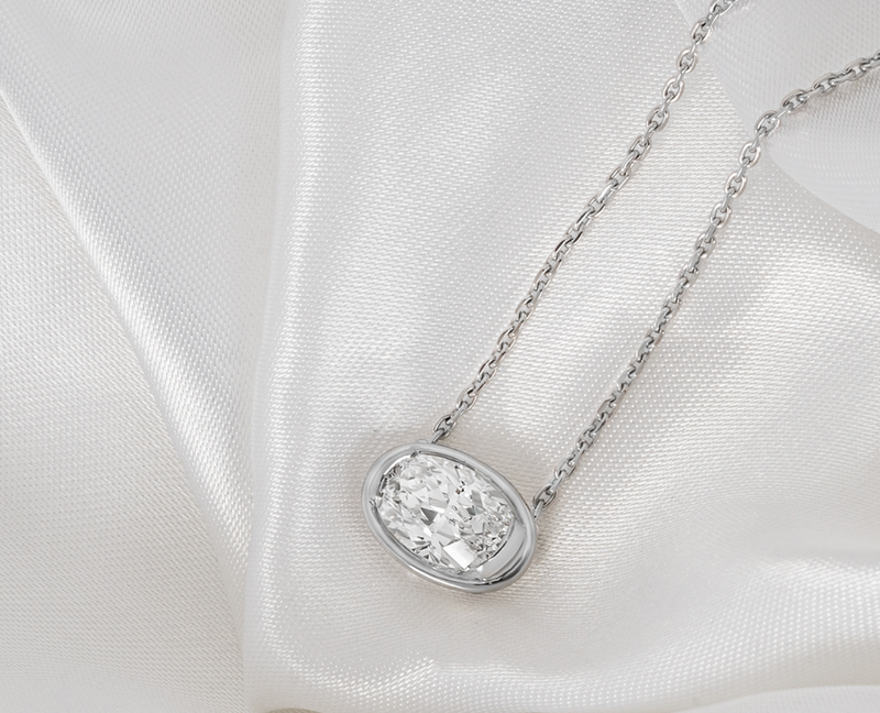 Platinum Oval Cut Diamond Pendant 3.00ct D/VS1