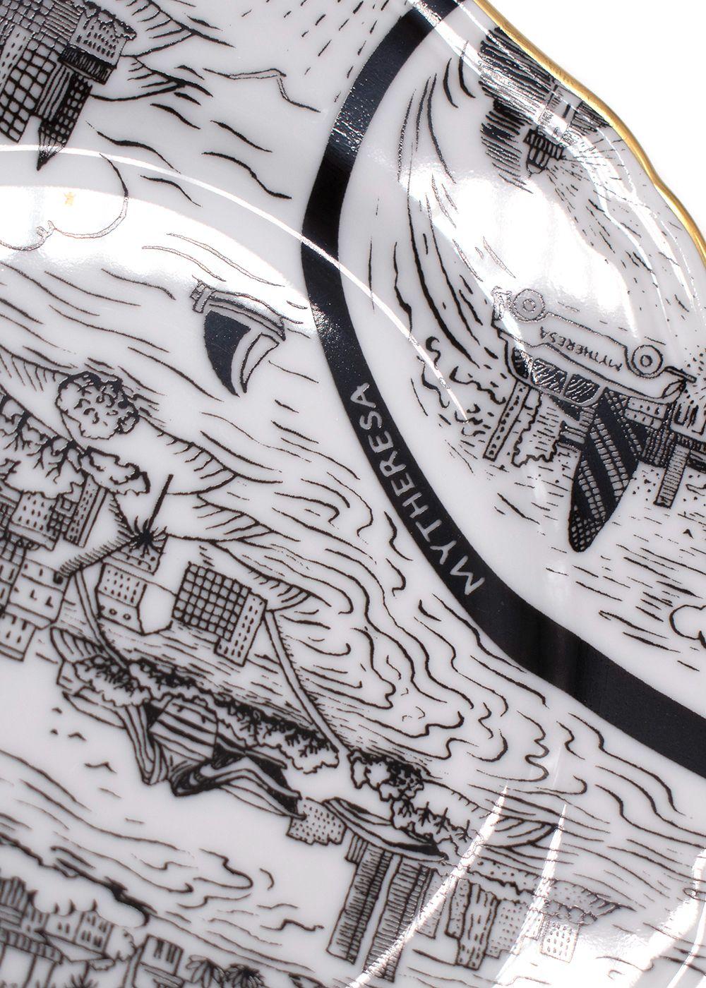 Ginori 1735 x Mytheresa 'Find Luxury to Love' Set of Four Exclusive Plates
