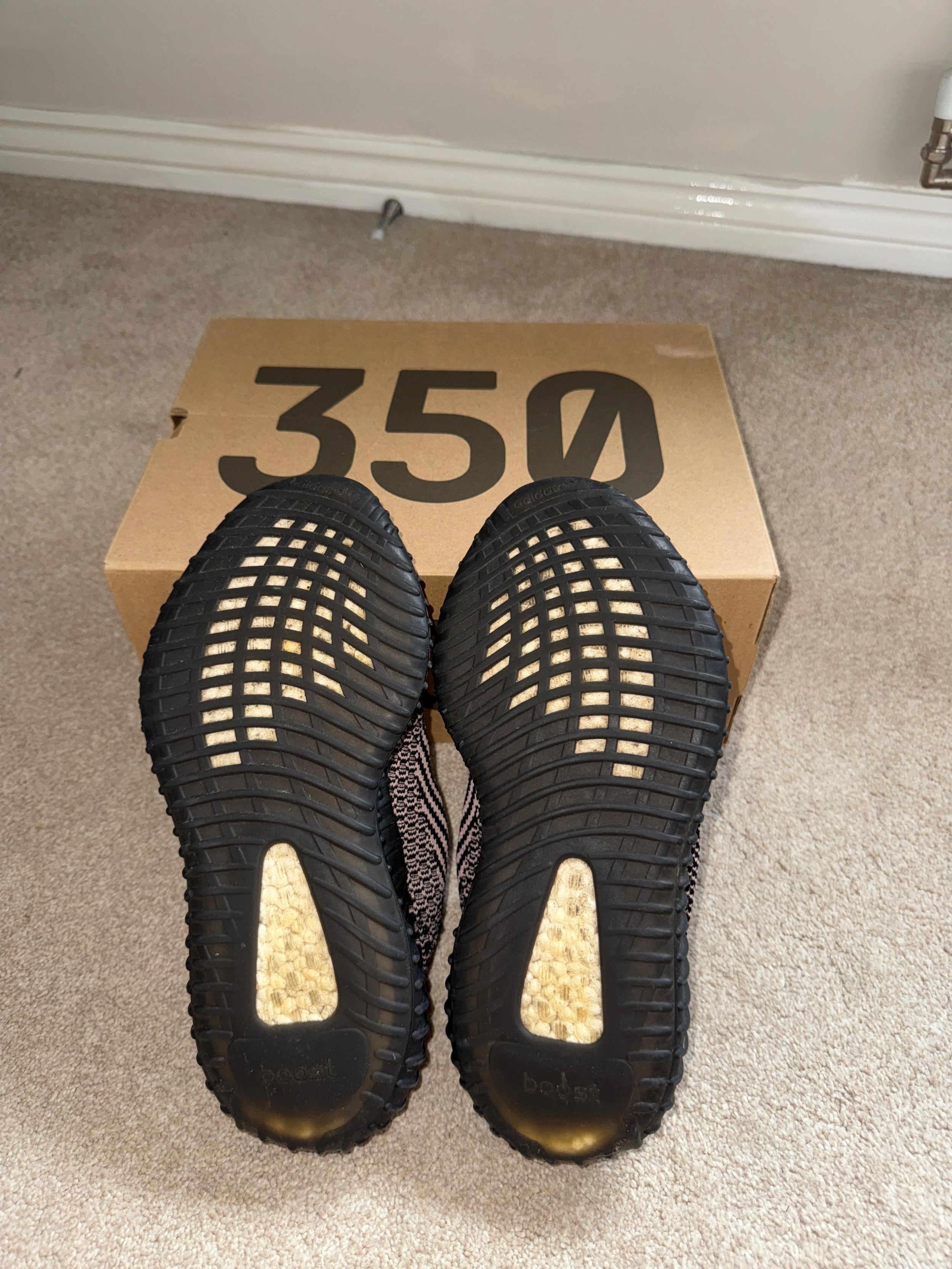 350 V2 Yeezys