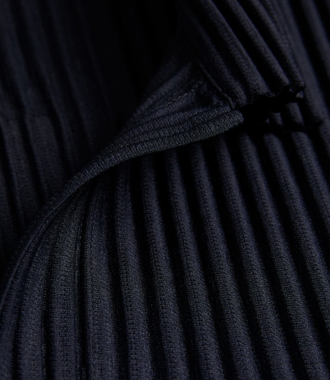 ISSEY MIYAKE Navy Pleated Polo-Shirt