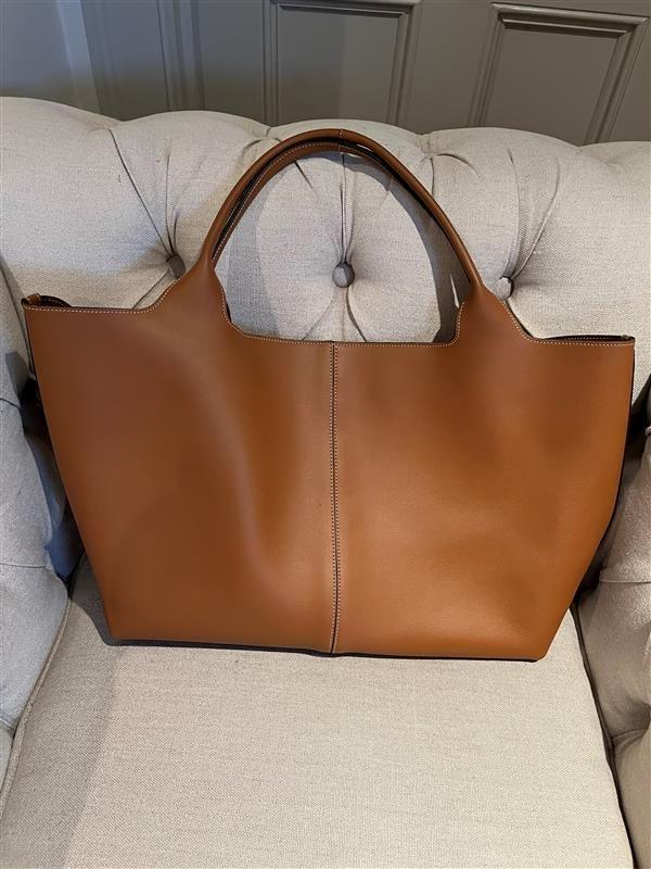 Tods Tan Leather Shopper Tote Bag