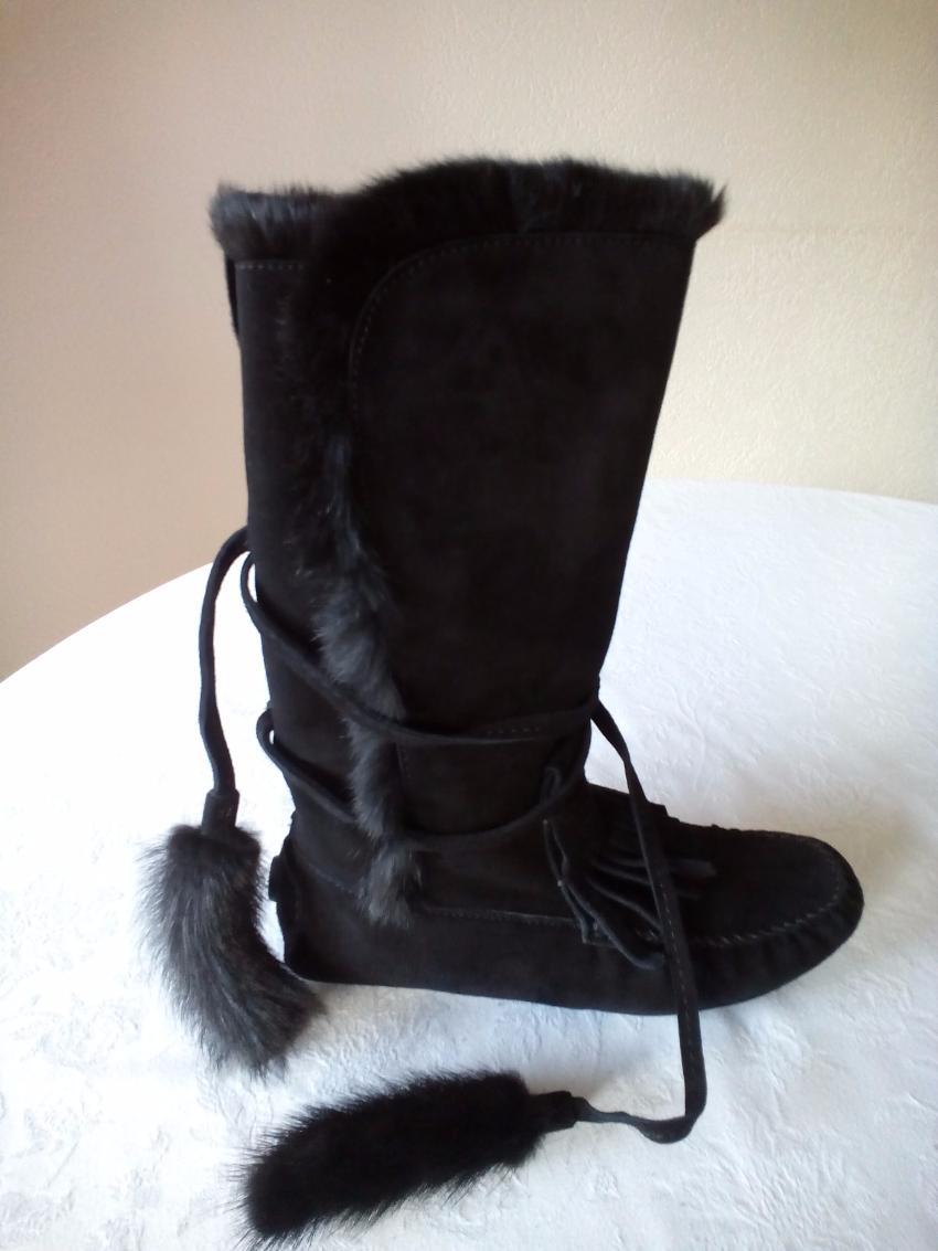 YVES SAINT LAURENT  Anckle boots in suede with fur