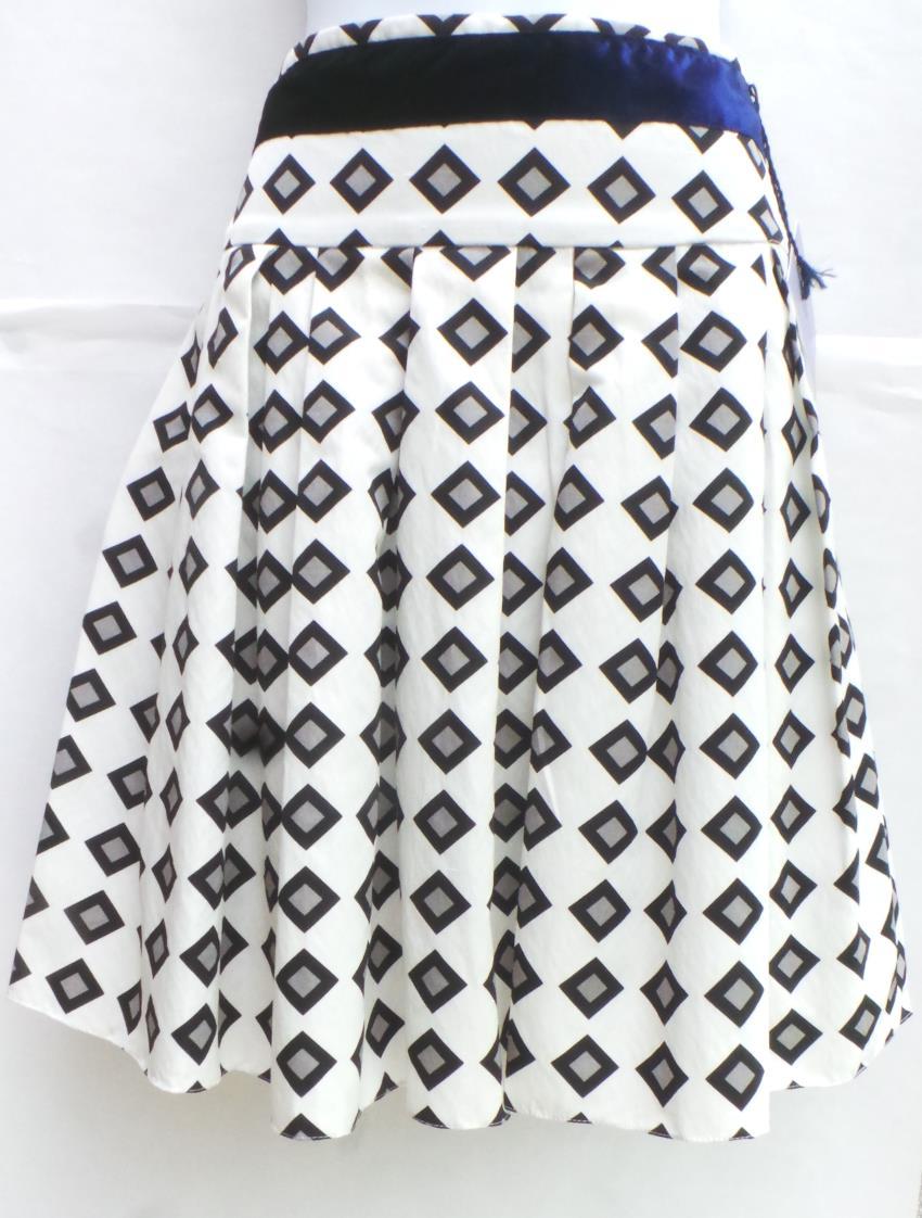 Vera Wang Lavender Label Patterned Skirt