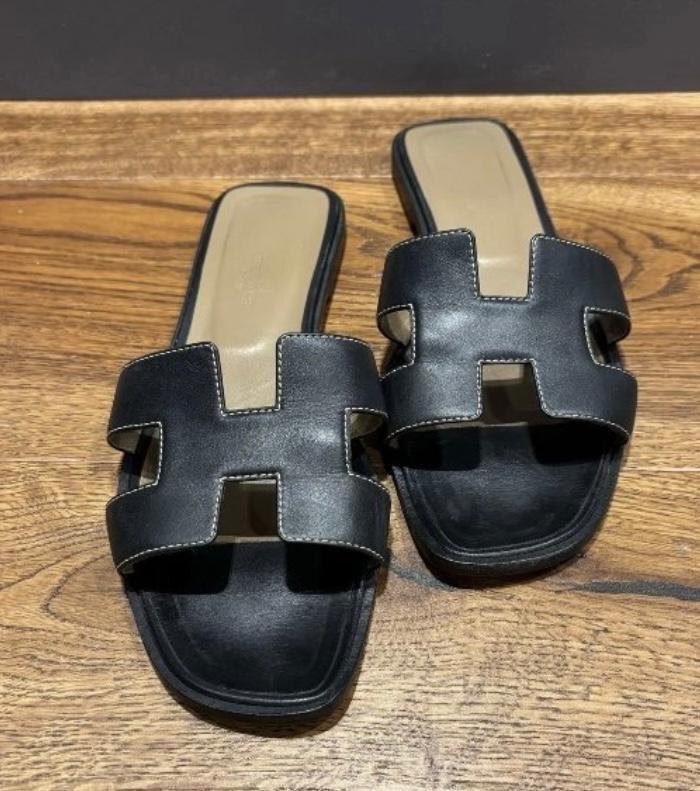 Hermes Black Leather Oran Sandals