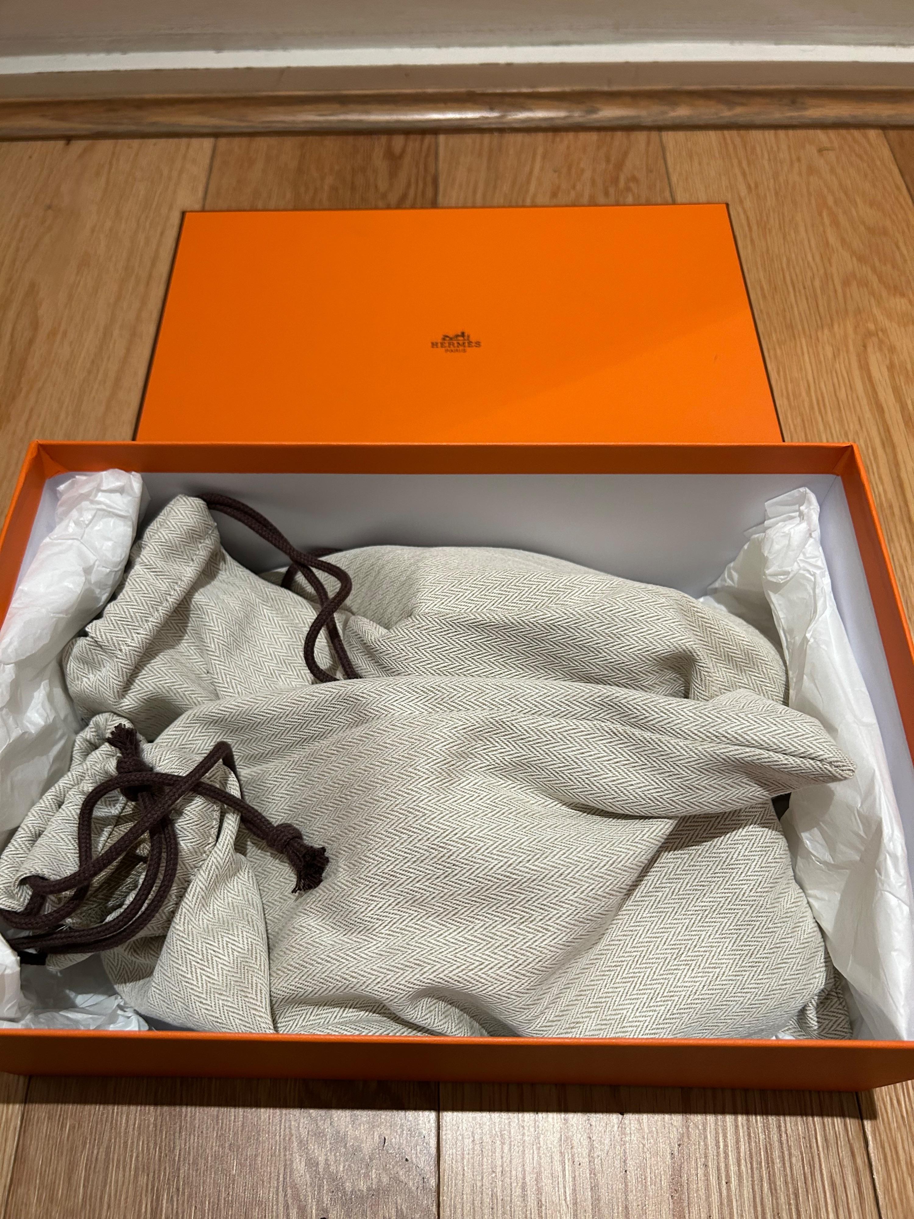 Hermes White Kelly Buckle Mules