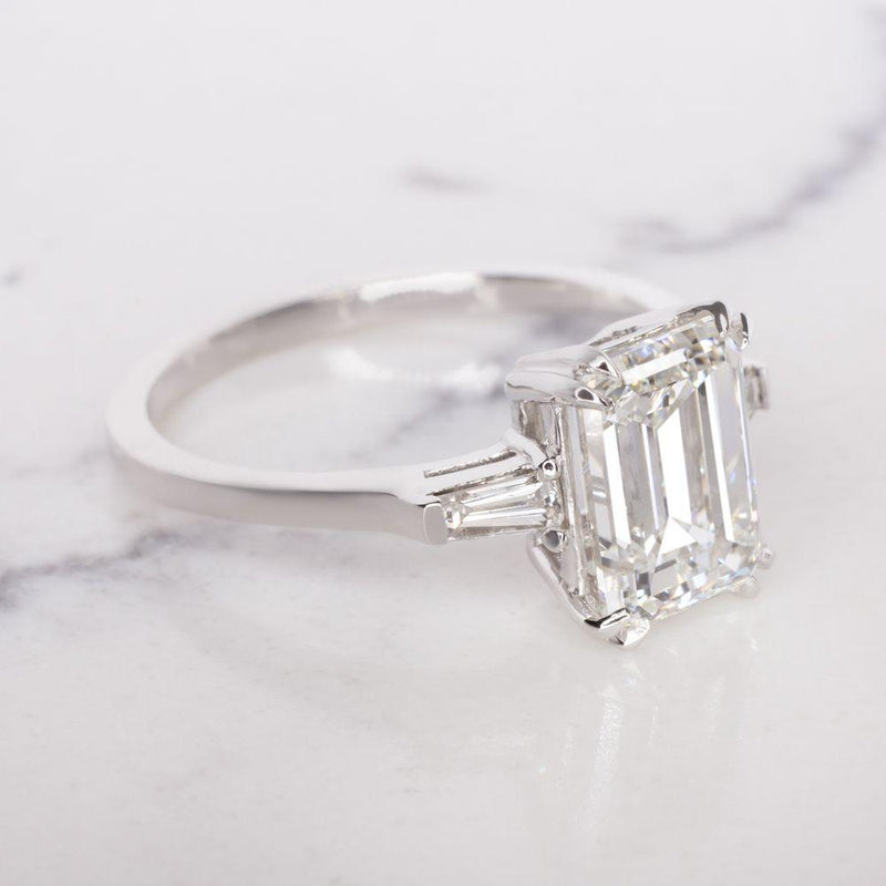 Verde 2ct Emerald Cut Lab Grown IGI Diamond Ring