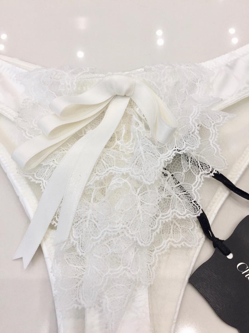 Chantal Thomass Calais Leavers Lace & Satin Pad Bra & Thong Set