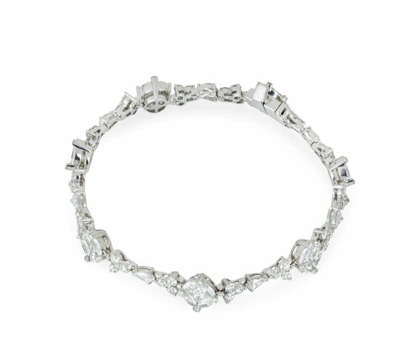 18ct white gold & white diamond bracelet 6.77TDW