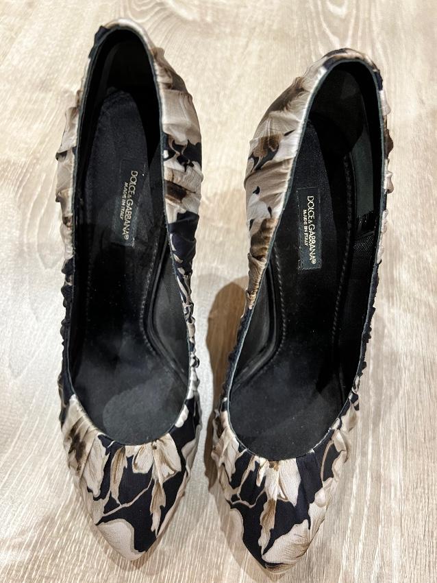 Dolce & Gabbana Ruched Floral Pumps