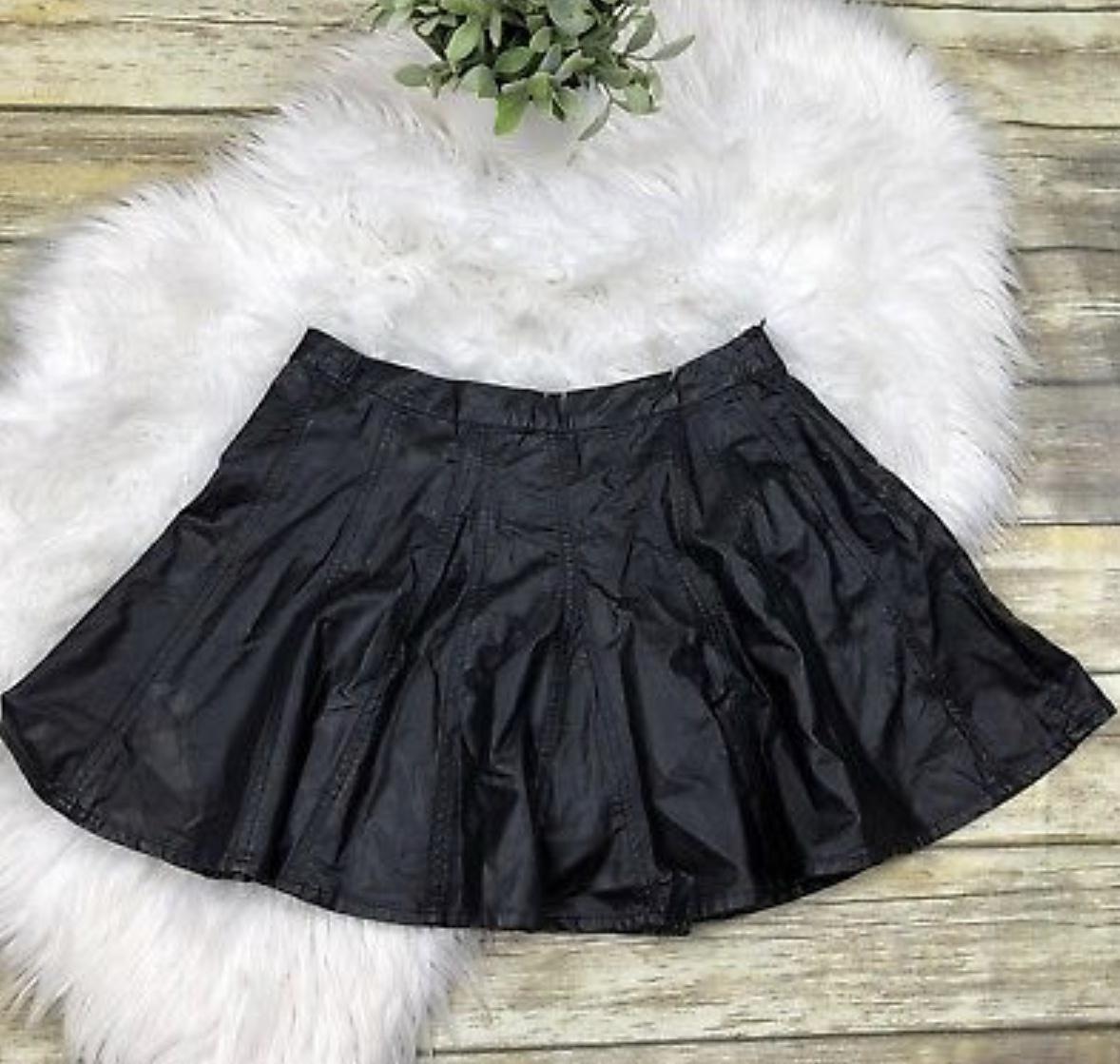 Townsen Faux Leather skirt