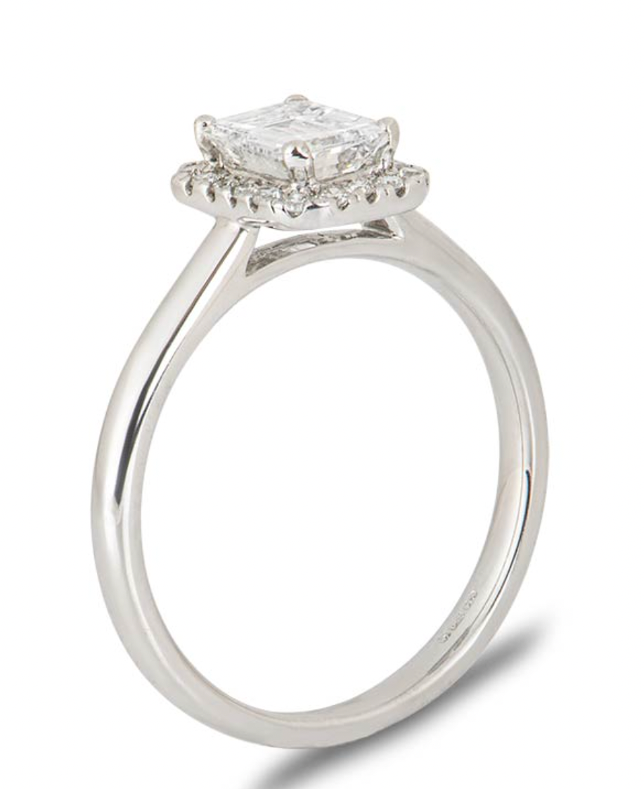 18ct White Gold Engagement Ring - Size 52