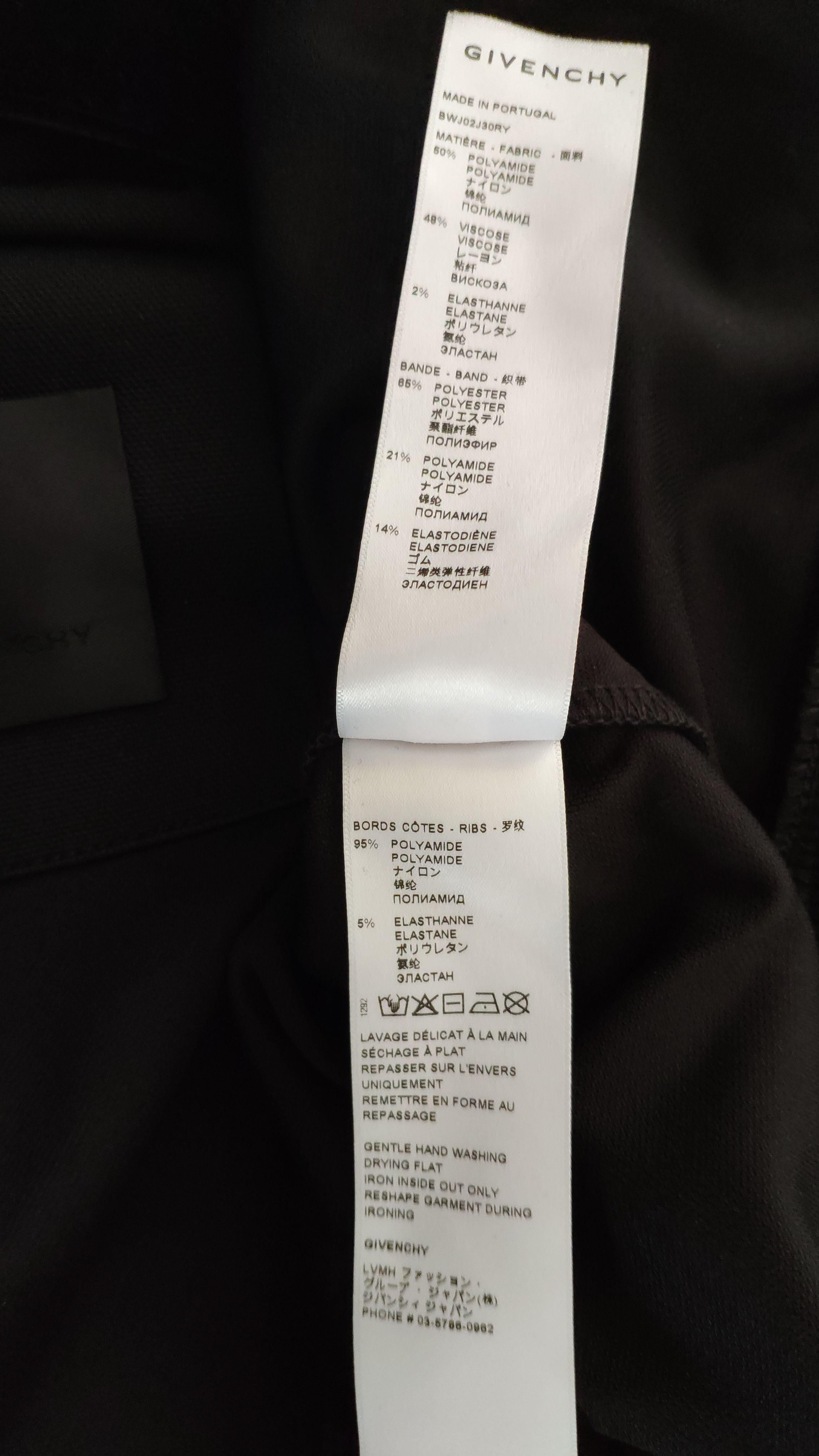 Givenchy Black Cropped Sweatshirt