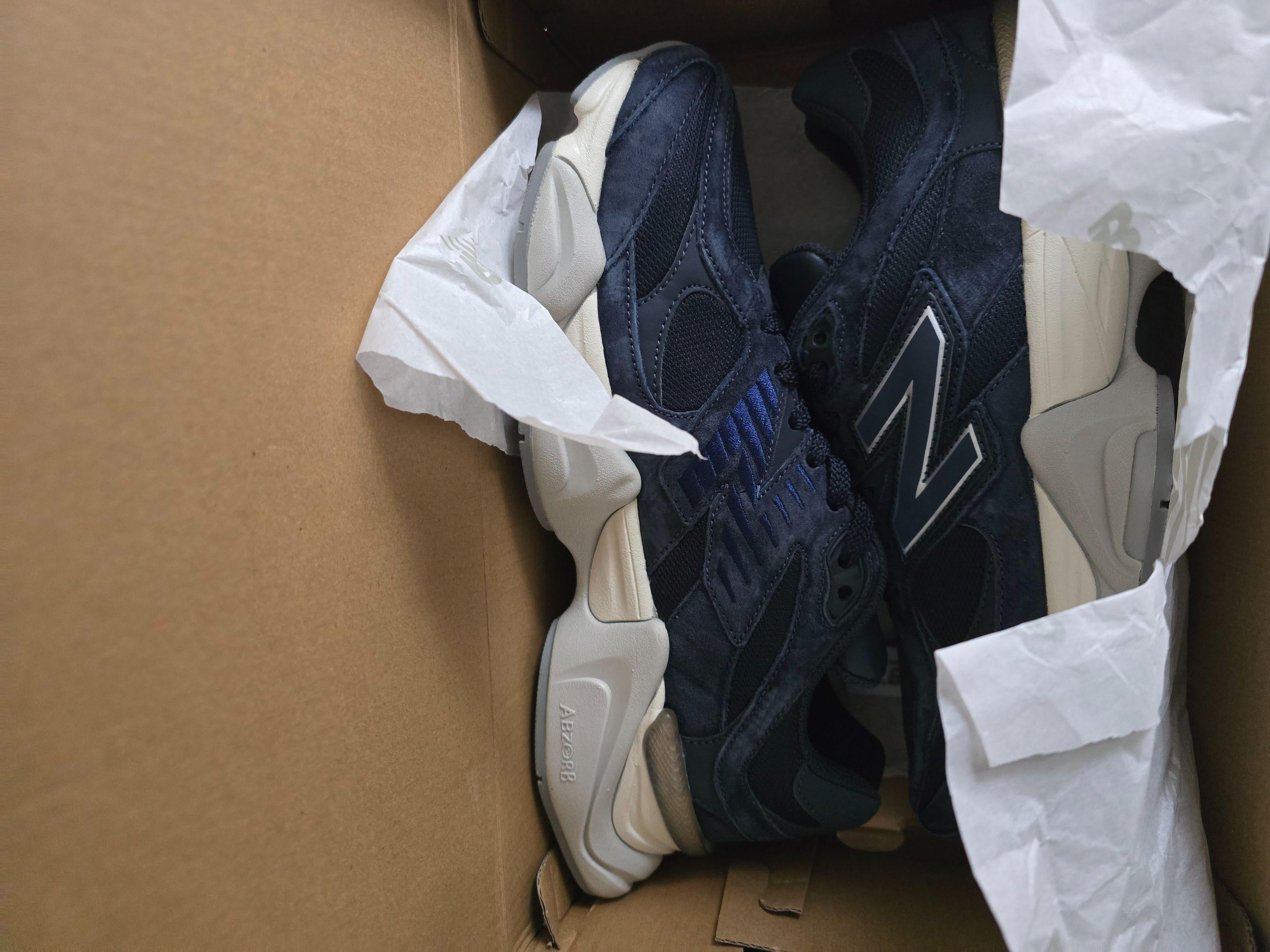 New Balance Navy Blue Sneakers 43
