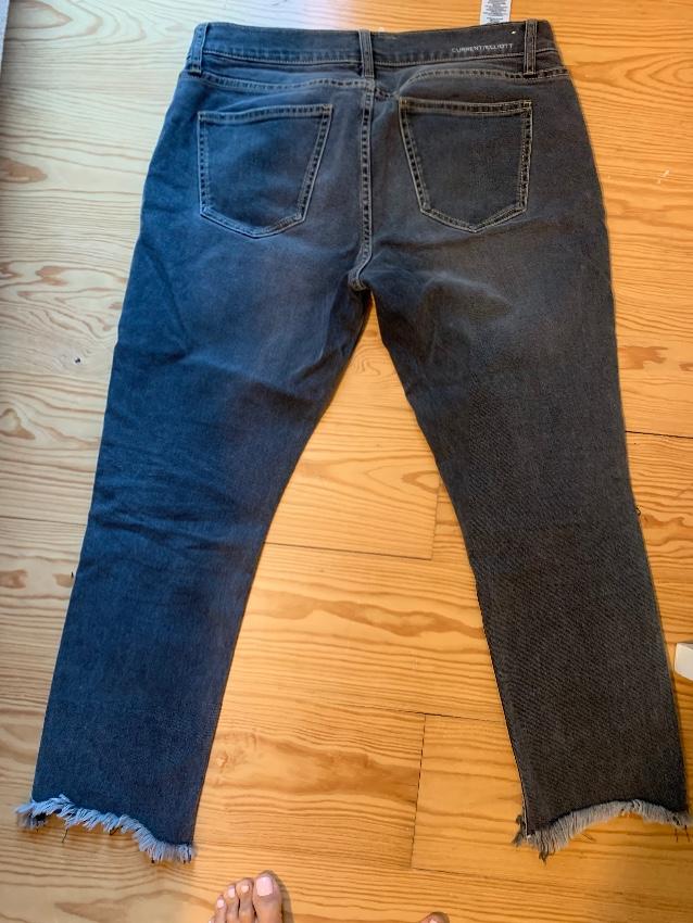 Current/Elliott Grey Distressed Cropped Jeans