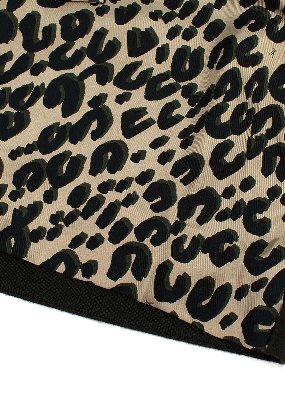 green/Leo print turtleneck