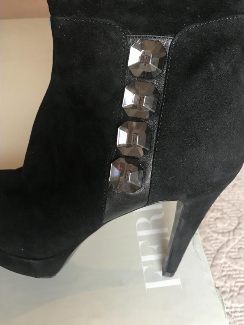 Ferre Milano Over Knee Suede Boots