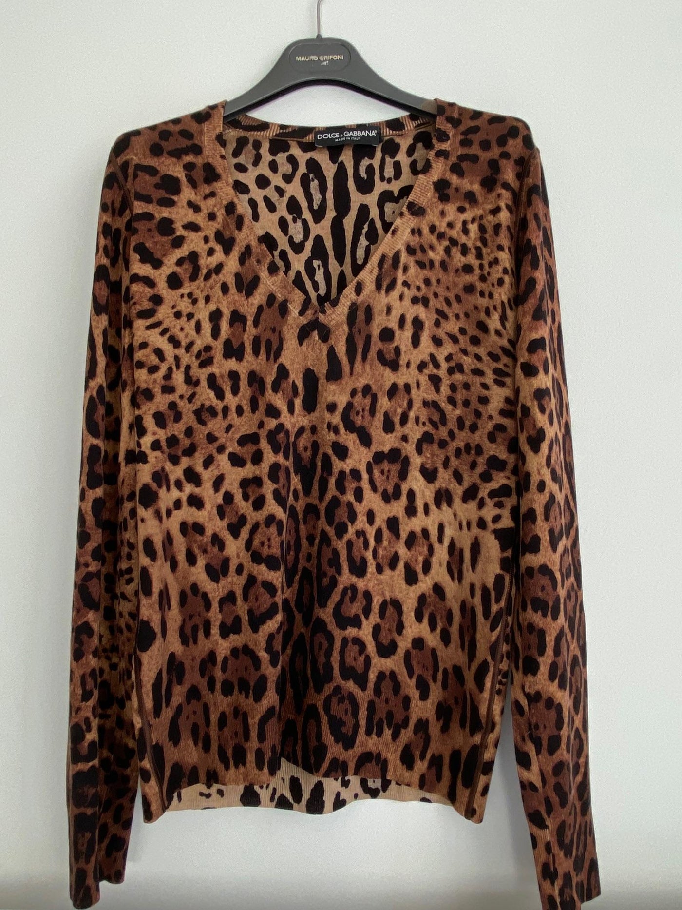 Leopard Printed Fine Wool V-Neck Jumper