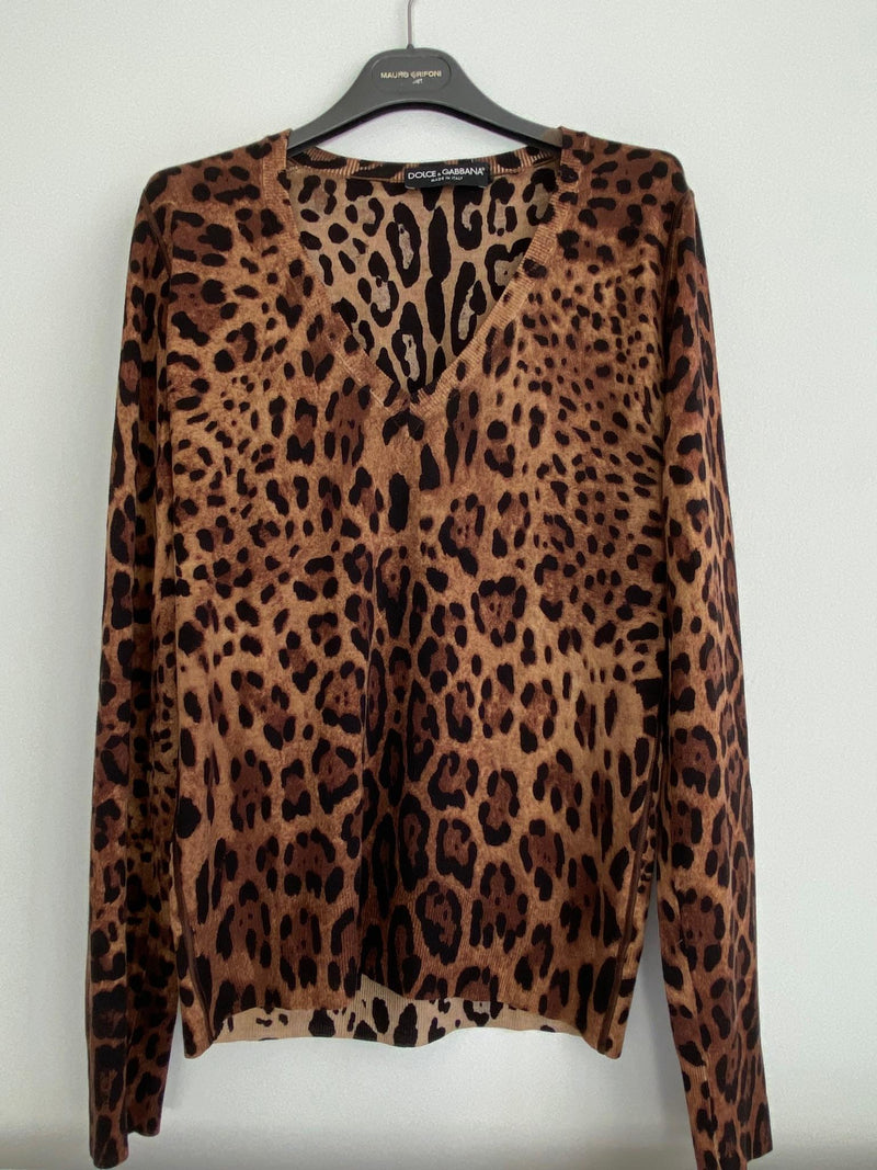 Leopard Printed Fine Wool V-Neck Jumper