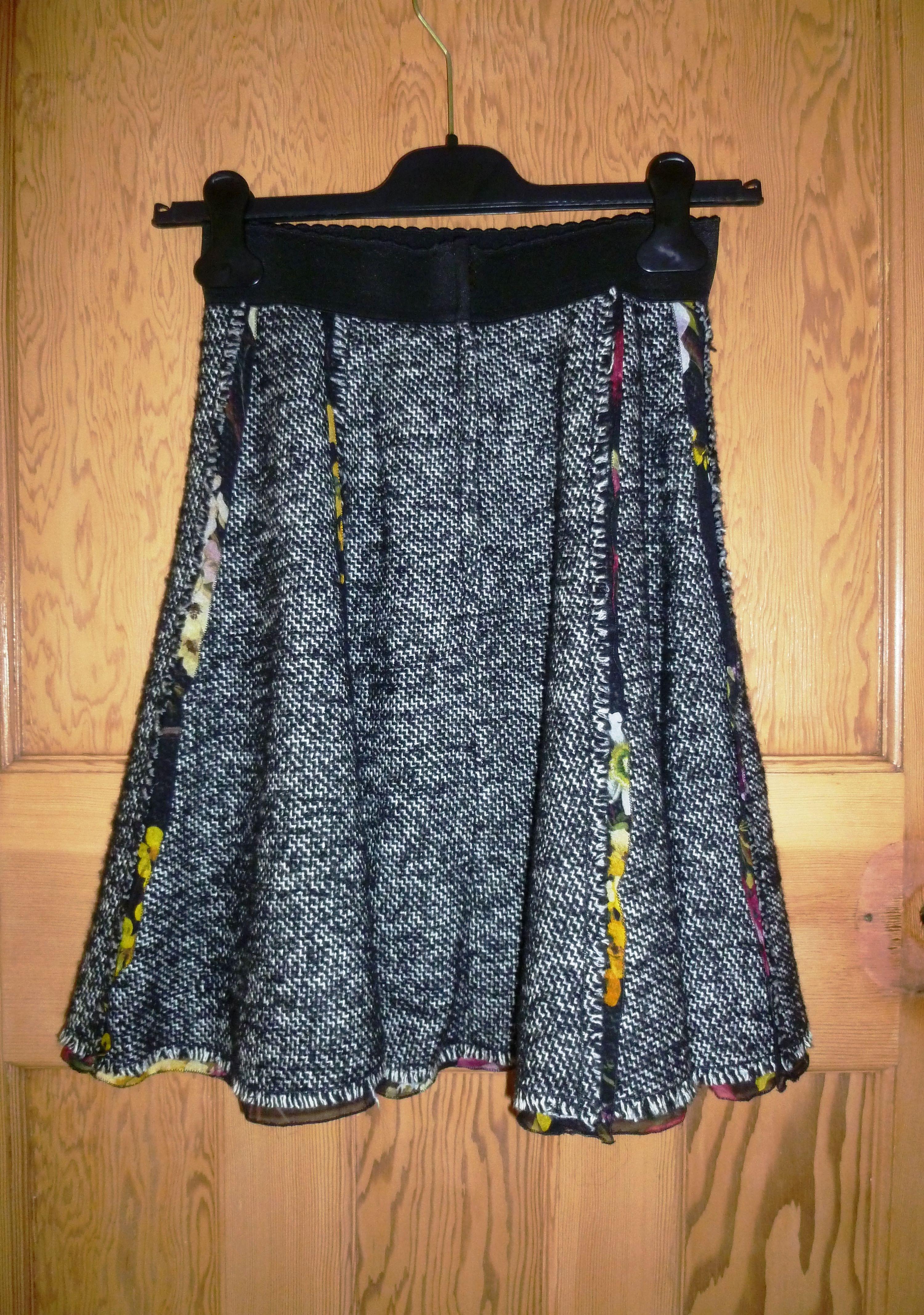 Floral Trimmed Tweed Skirt