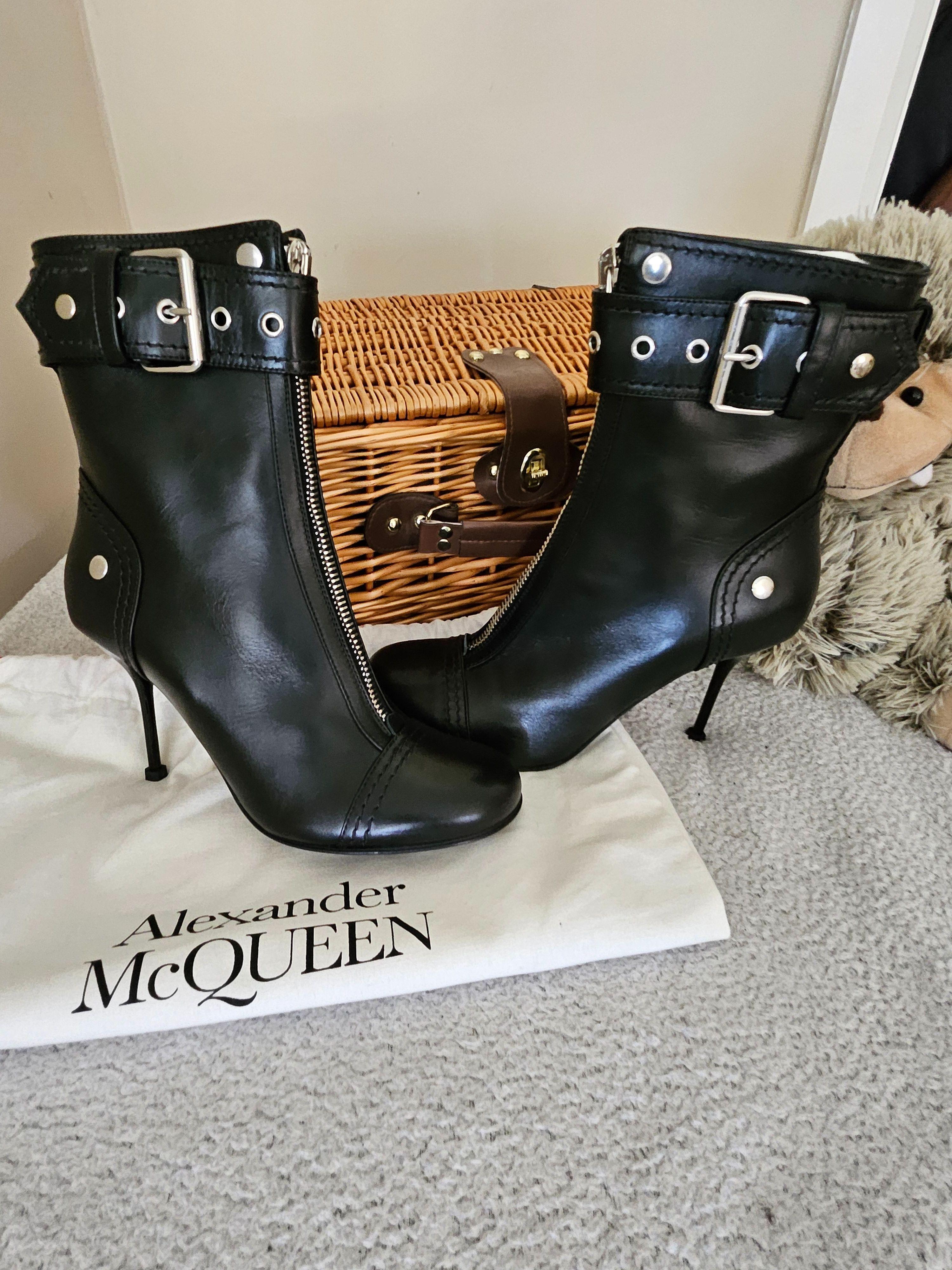 Alexander McQueen Black Buckle Heeled Ankle  Boots