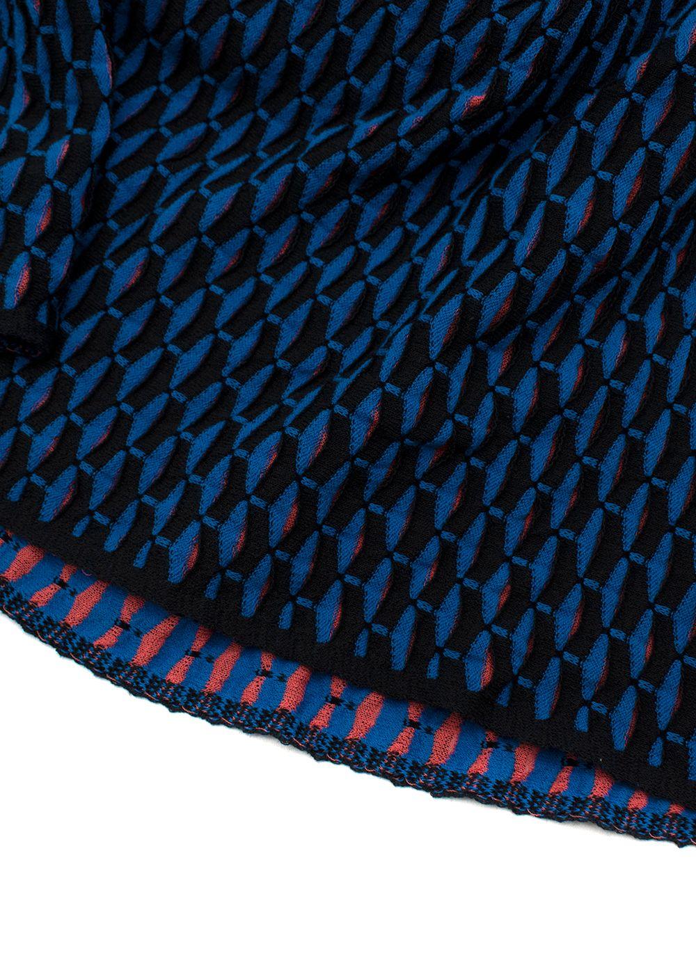 M blue & black knitted dress