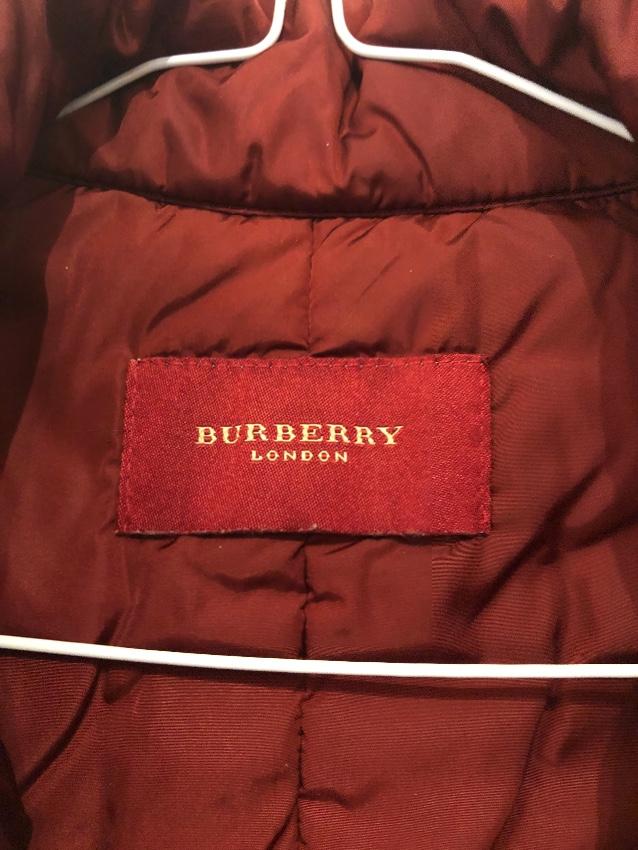 Burberry burgundy lightweight puffer gilet