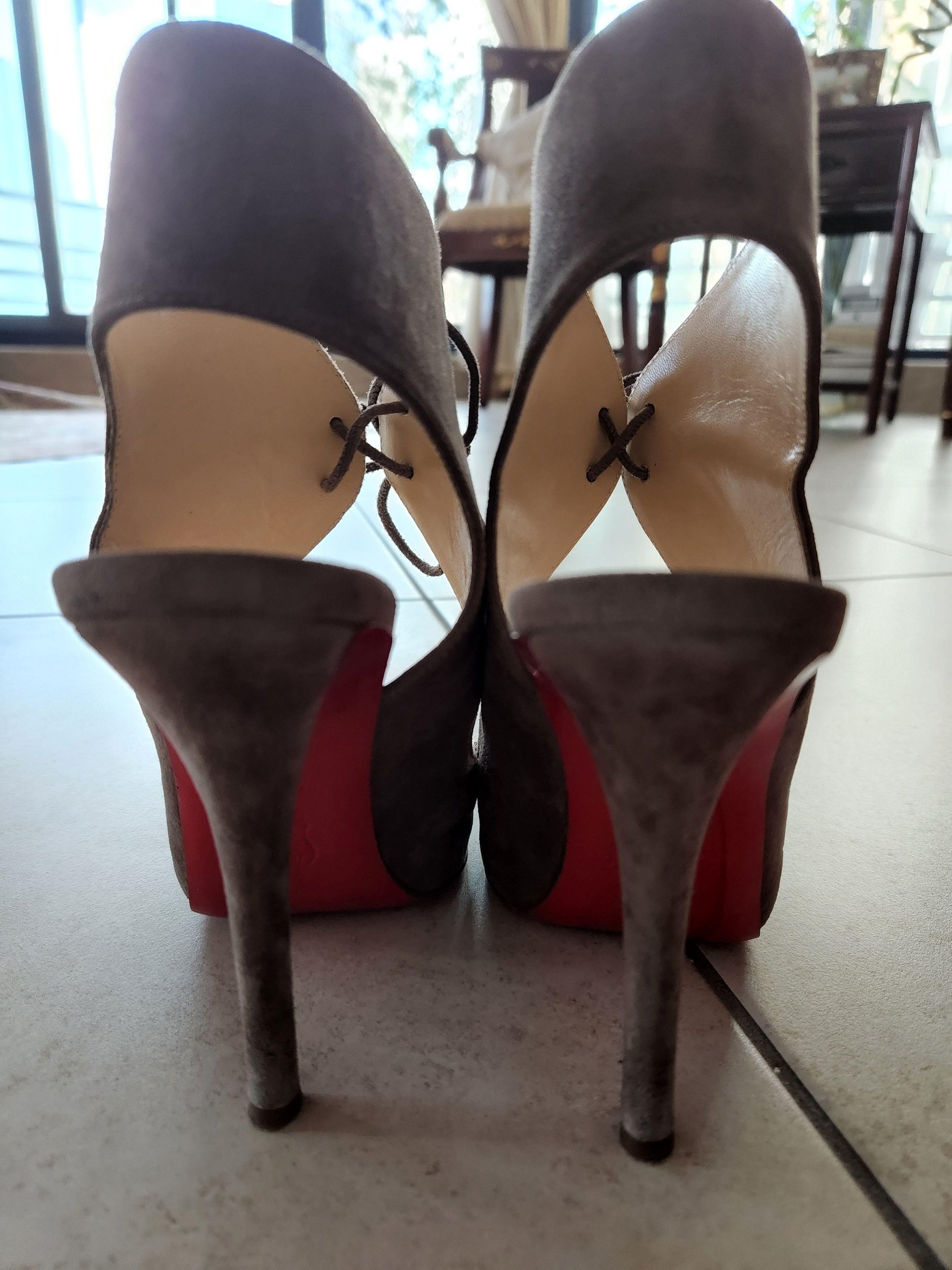 Taupe suede cut-out Allegra 120 heeled pumps