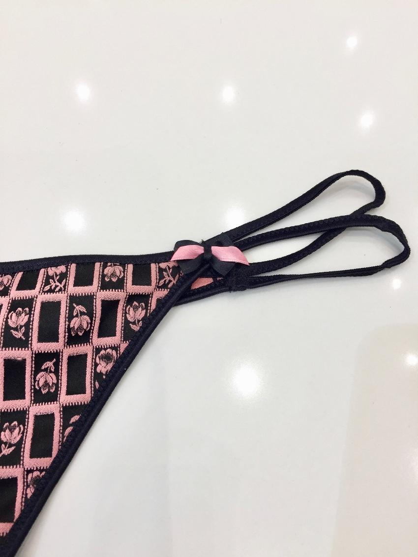 Vannina Vesperini Paris Rose & Black Plunge Bra & Thong Set