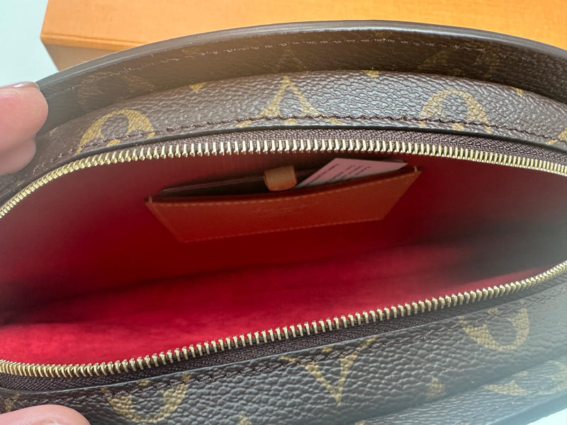 Louis Vuitton Spring/Summer 25 Collector's Fan Bag