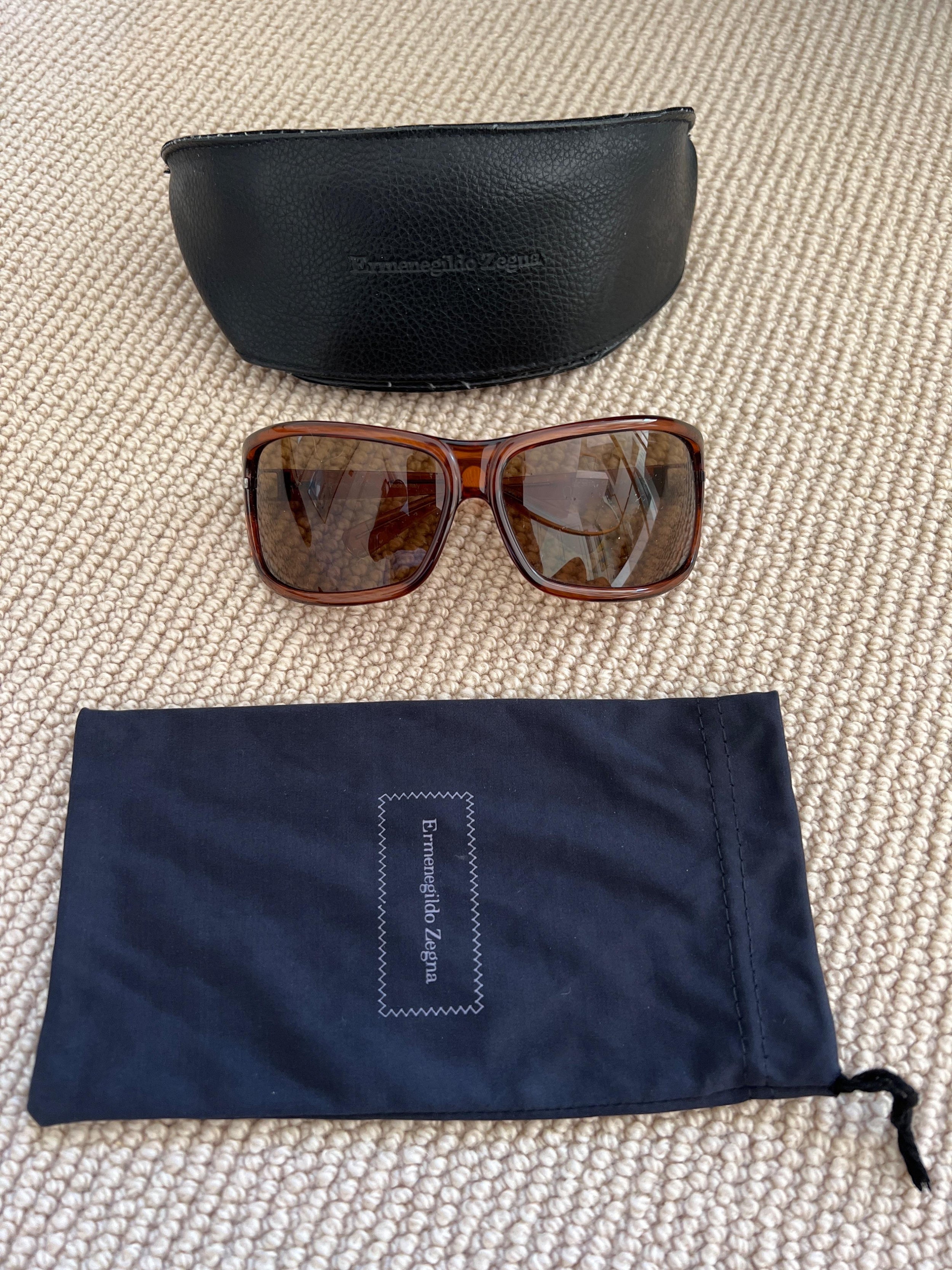 Brown clear acetate rectangle frame sunglasses