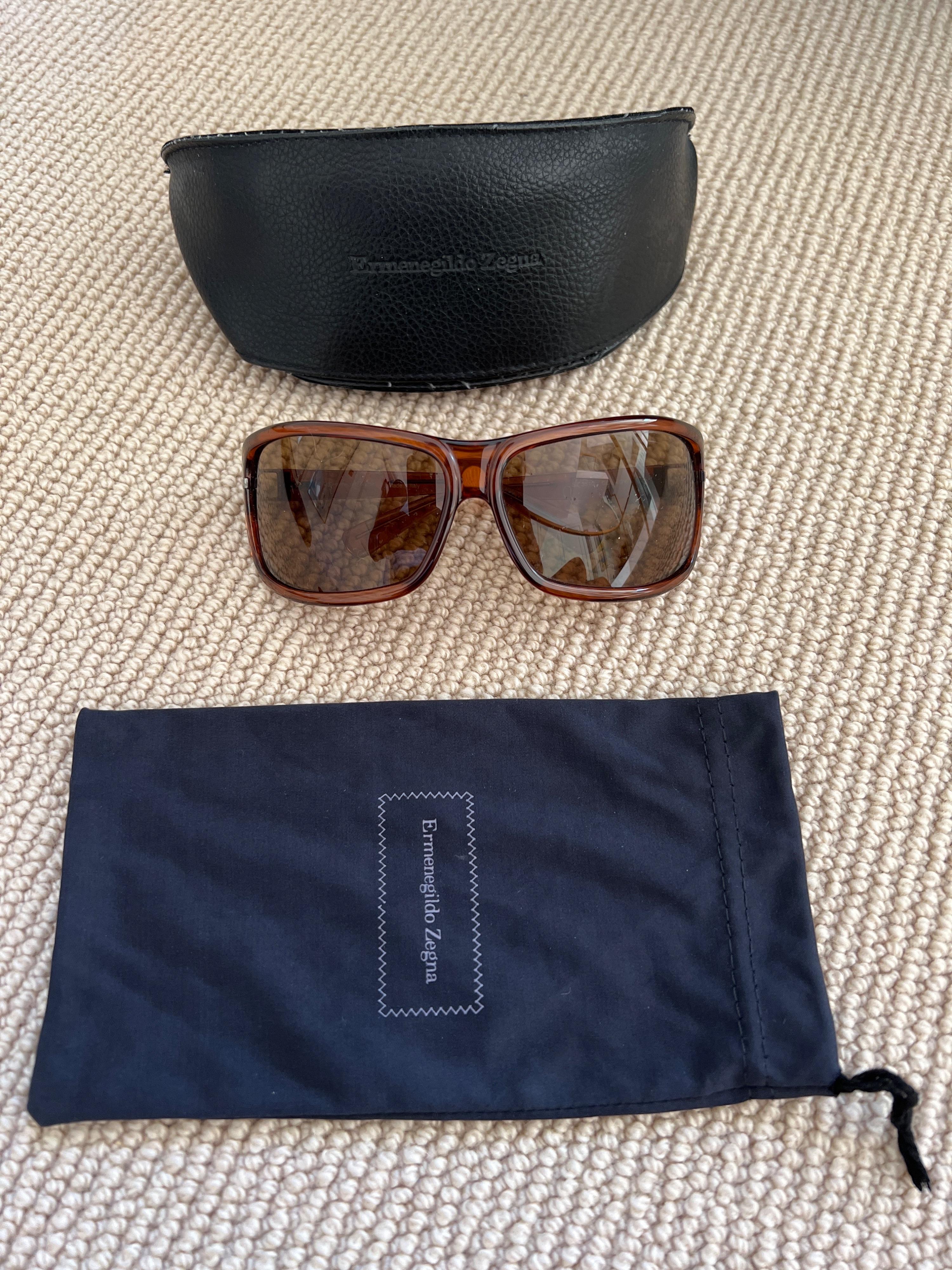 Brown clear acetate rectangle frame sunglasses